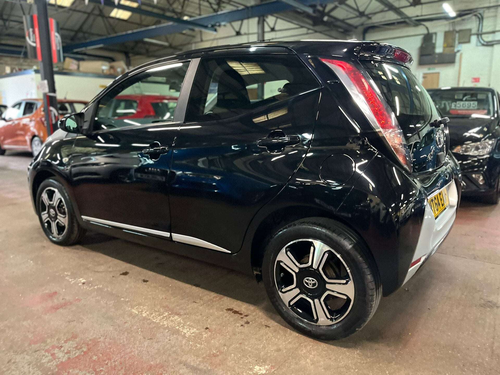 2014 TOYOTA AYGO 2014 TOYOTA AYGO