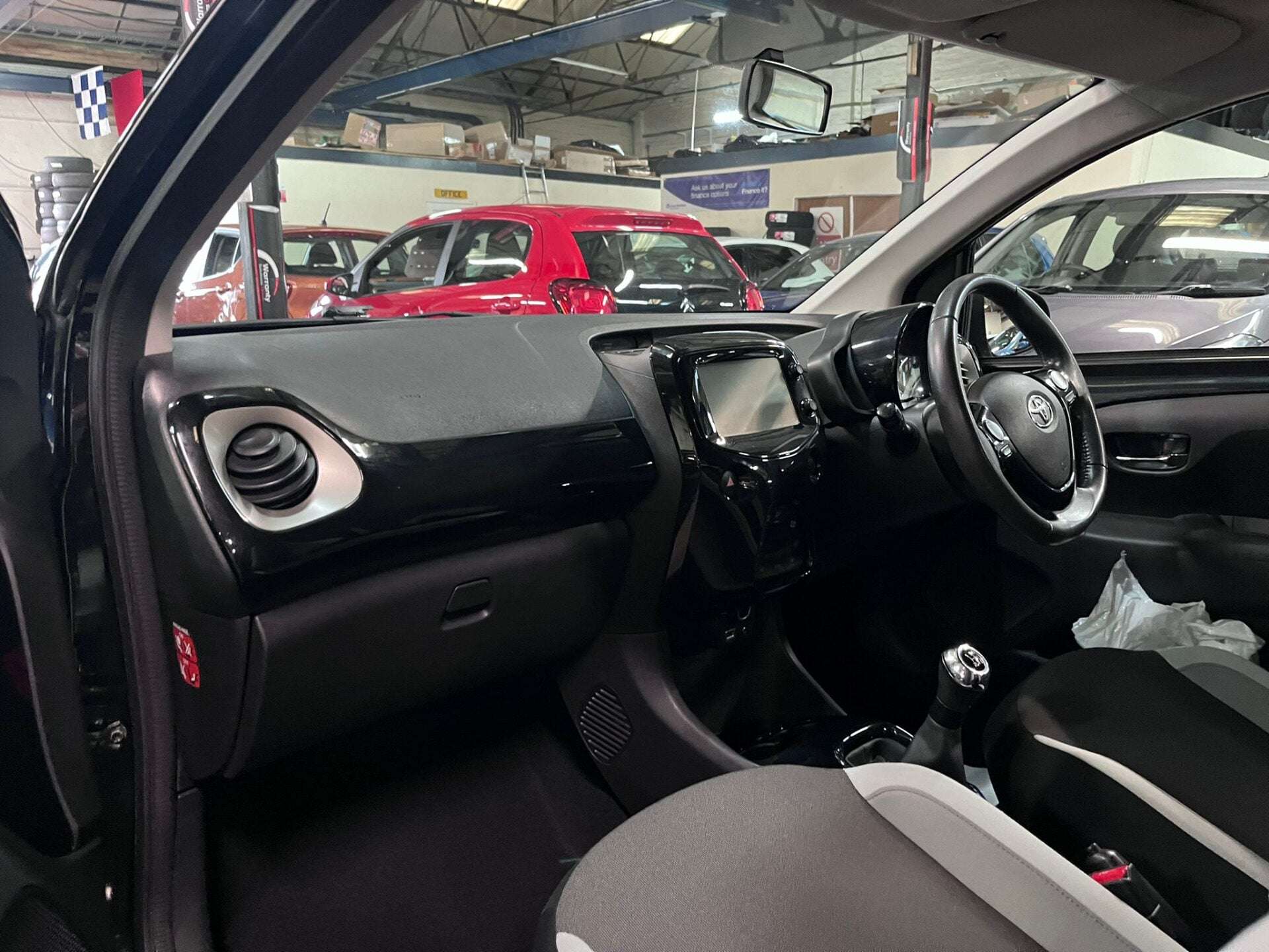 2014 TOYOTA AYGO 2014 TOYOTA AYGO