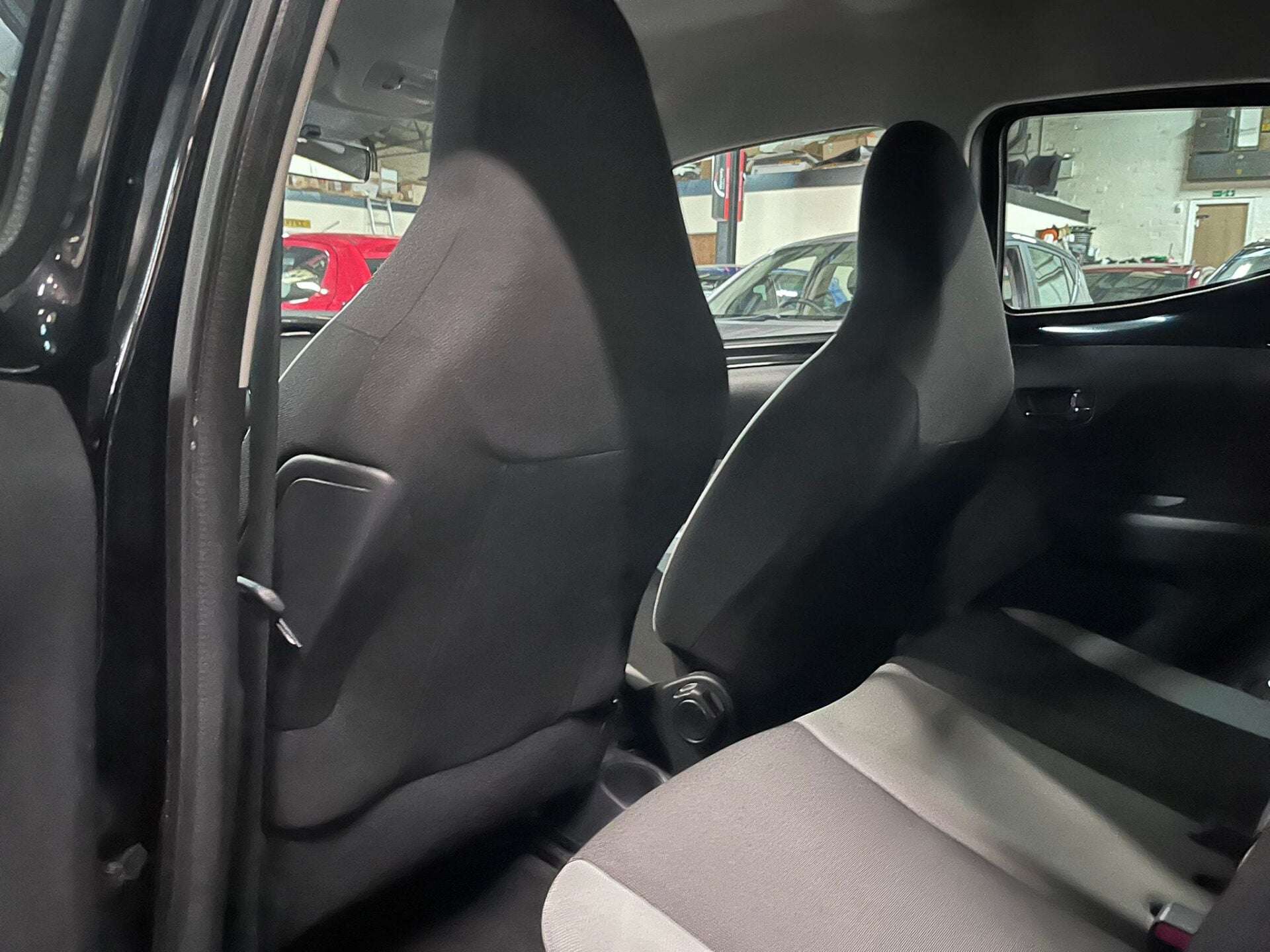 2014 TOYOTA AYGO 2014 TOYOTA AYGO