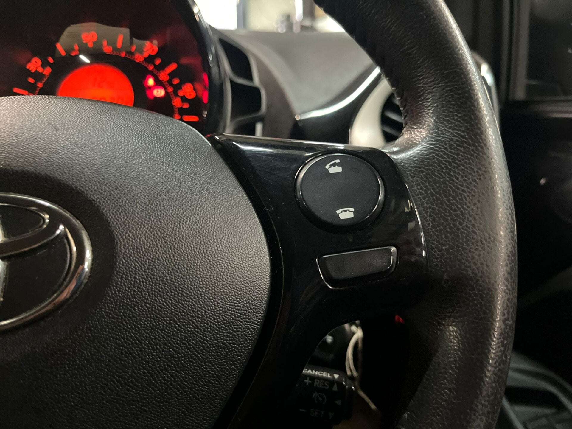 2014 TOYOTA AYGO 2014 TOYOTA AYGO