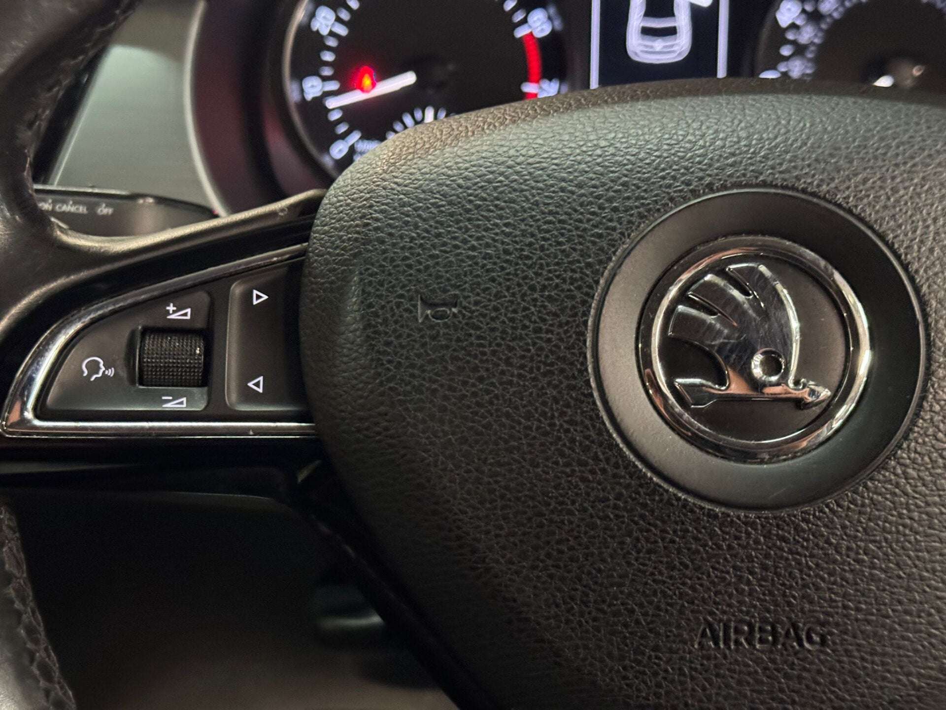 2017 SKODA FABIA 2017 SKODA FABIA
