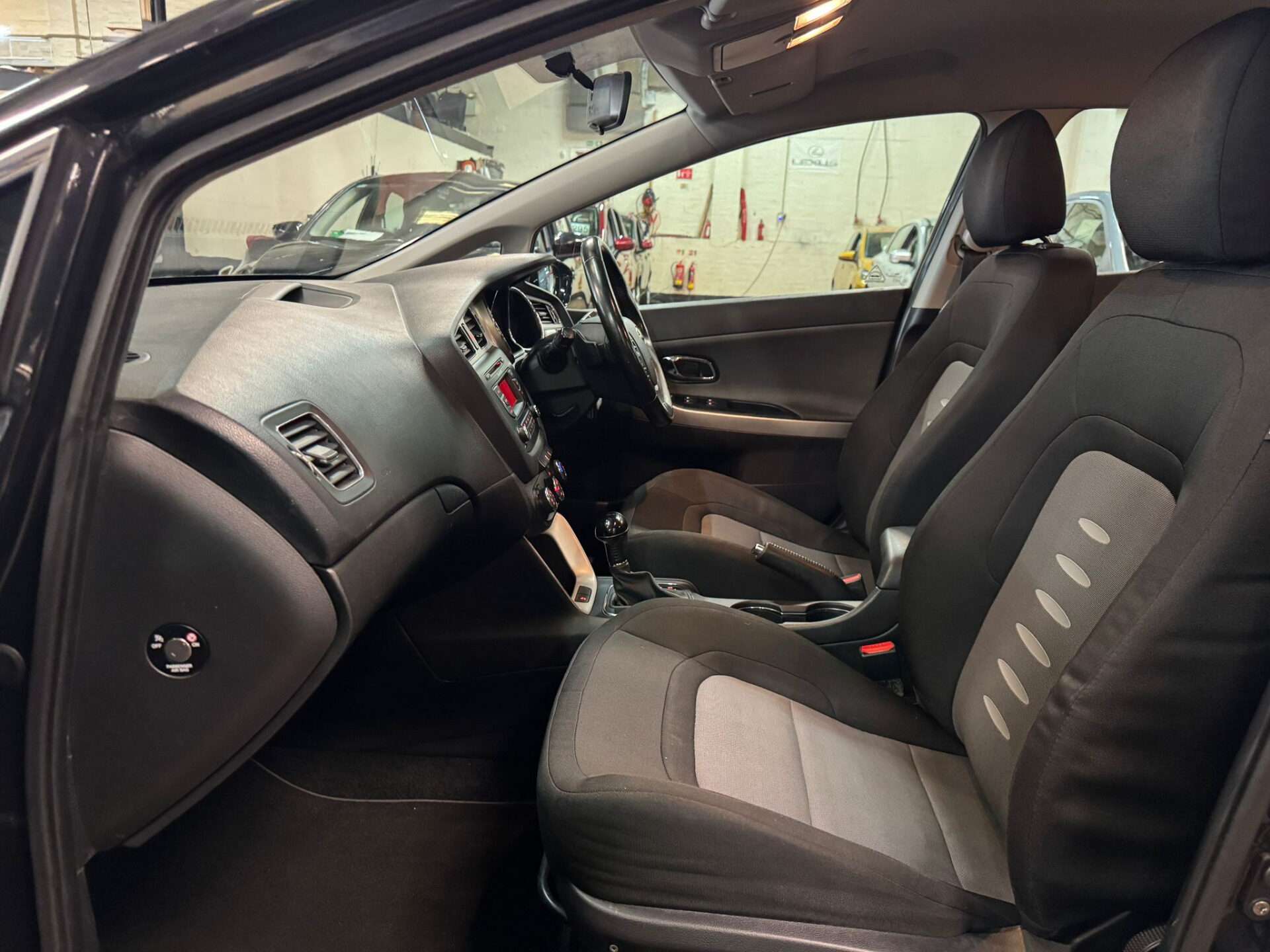 2012 KIA CEED 2012 KIA CEED