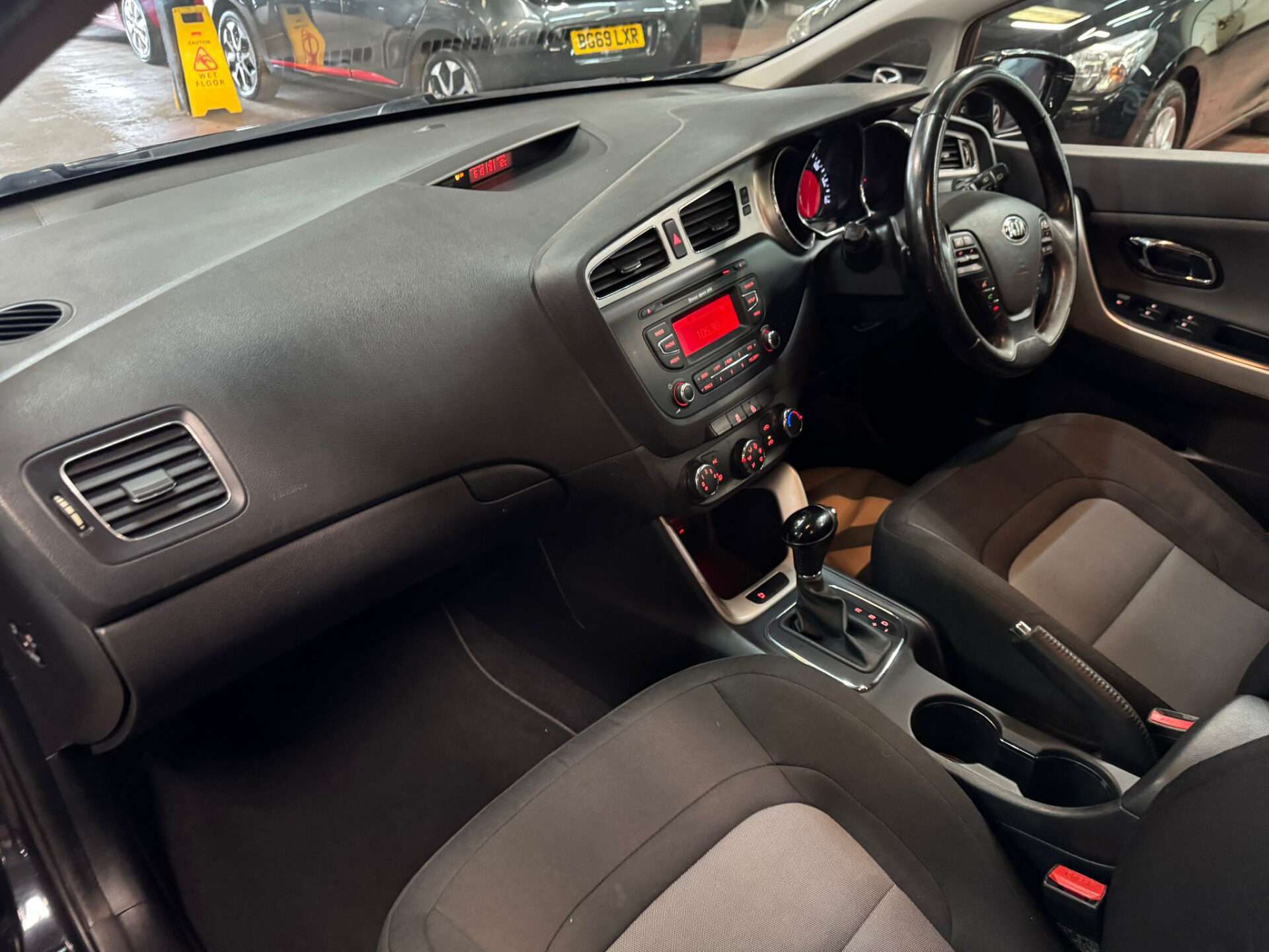 2012 KIA CEED 2012 KIA CEED