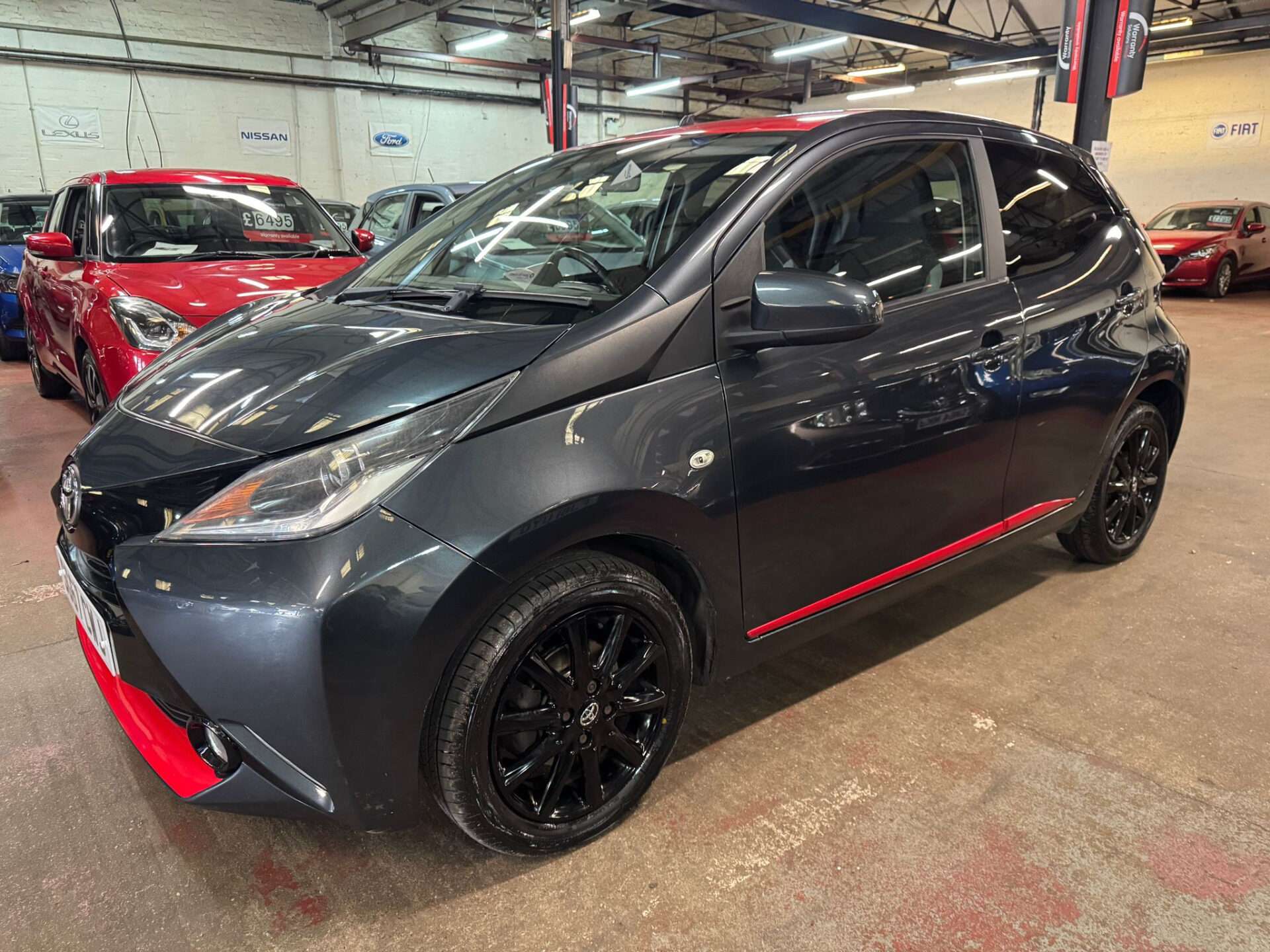 A 2017 TOYOTA AYGO VVT-I X-PRESS A 2017 TOYOTA AYGO VVT-I X-PRESS