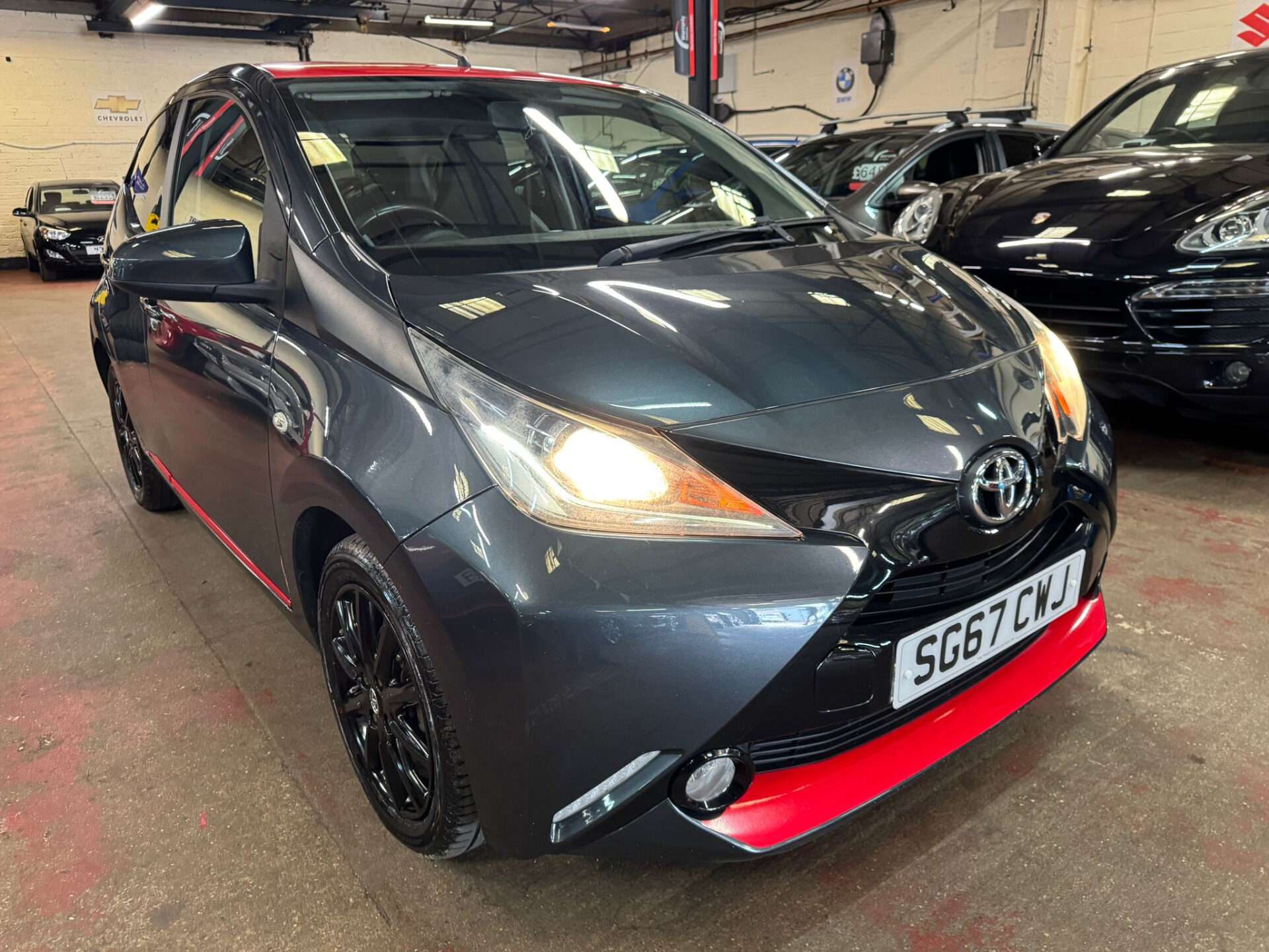 A 2017 TOYOTA AYGO VVT-I X-PRESS A 2017 TOYOTA AYGO VVT-I X-PRESS