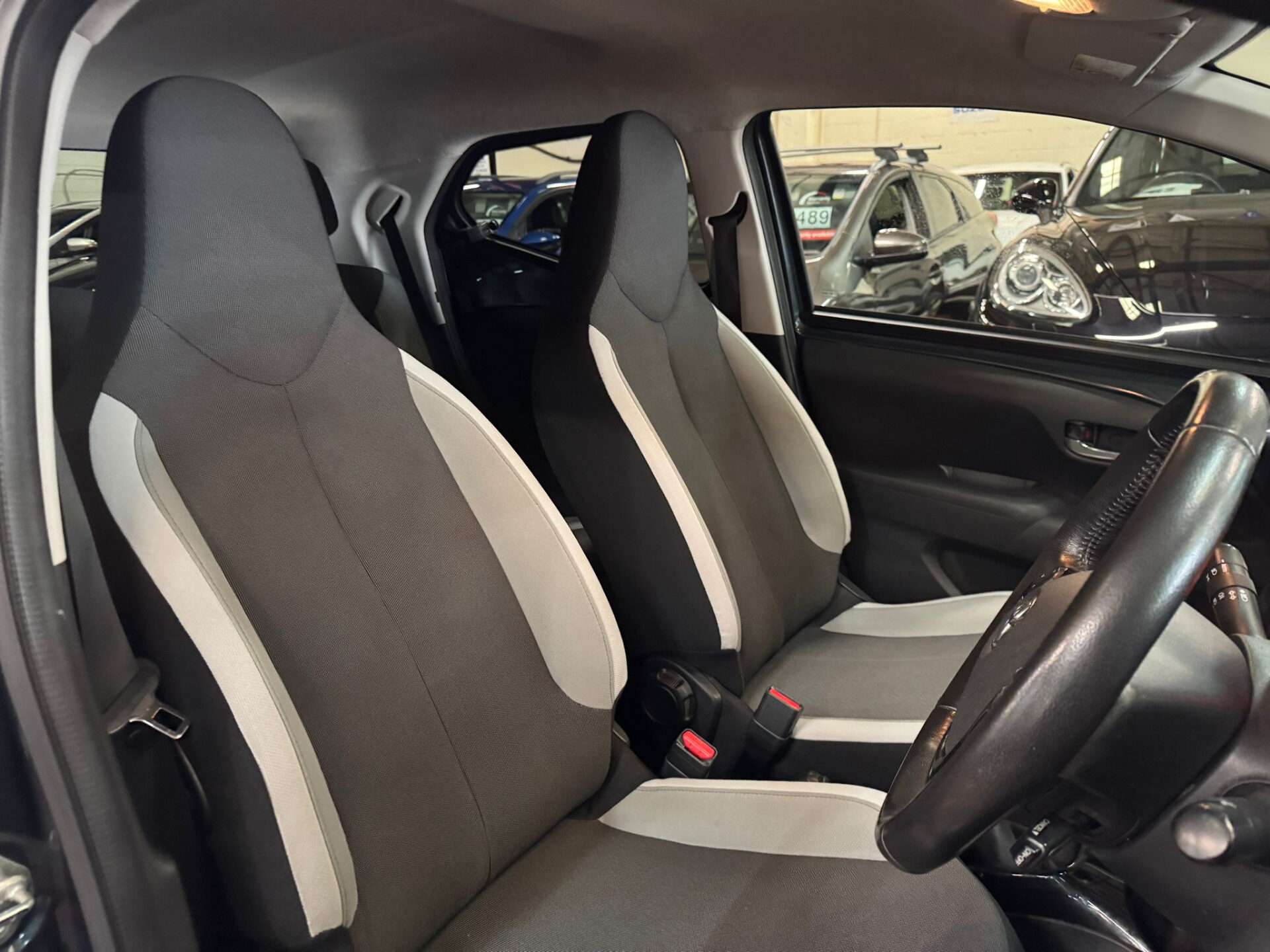 2017 TOYOTA AYGO 2017 TOYOTA AYGO
