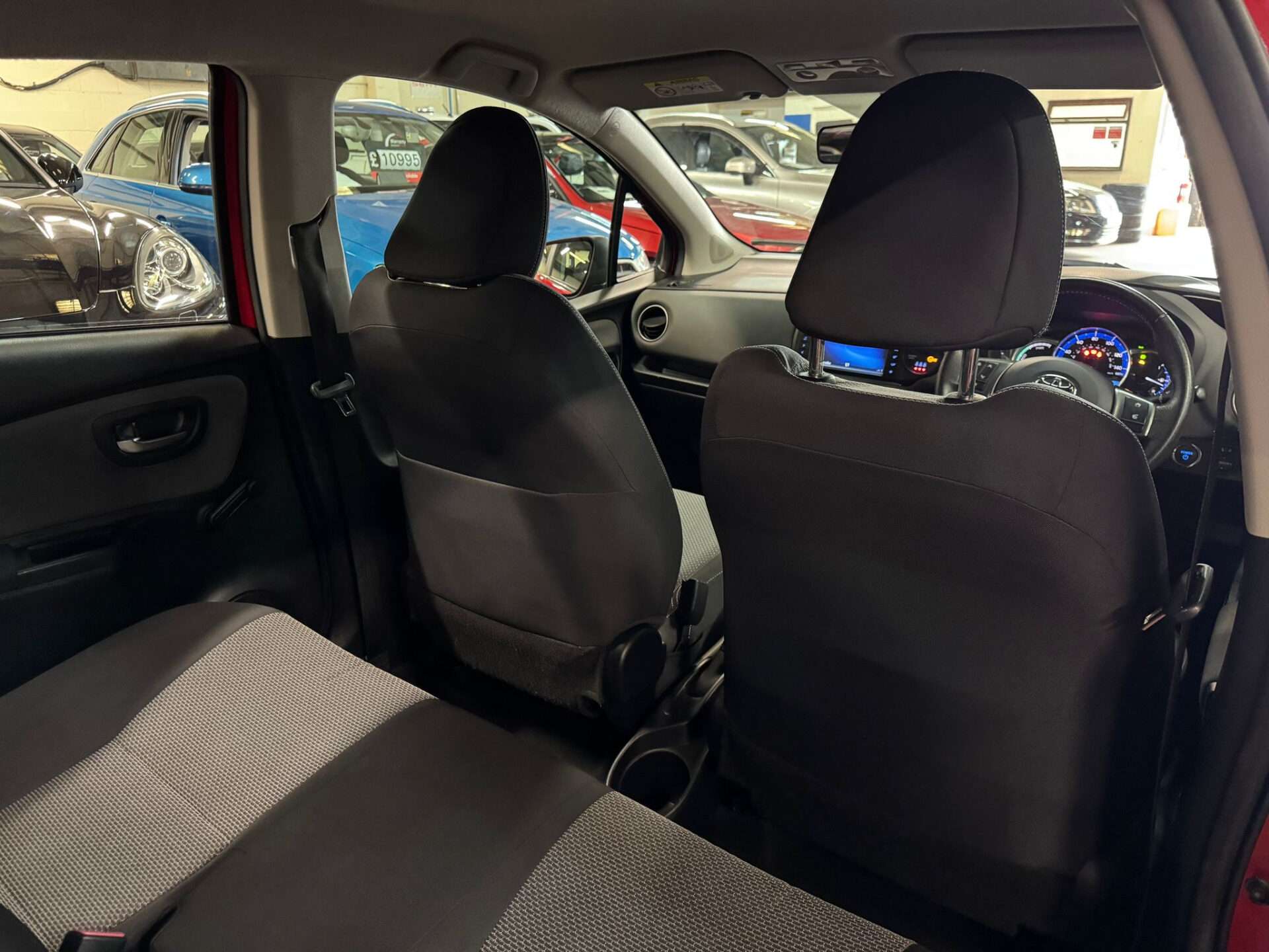 2015 TOYOTA YARIS 2015 TOYOTA YARIS