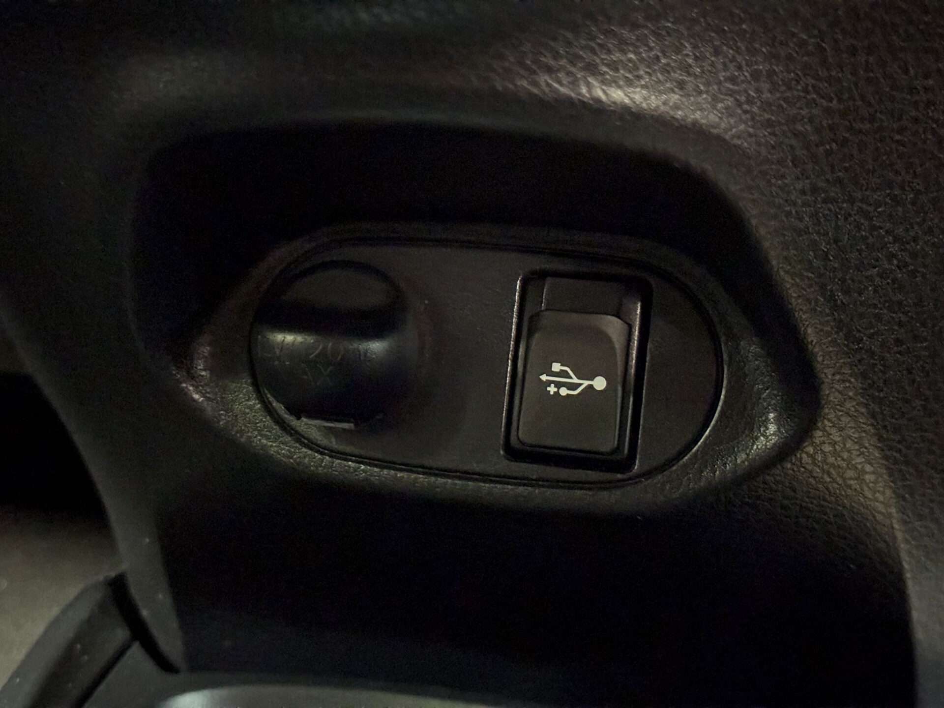 2015 TOYOTA YARIS 2015 TOYOTA YARIS