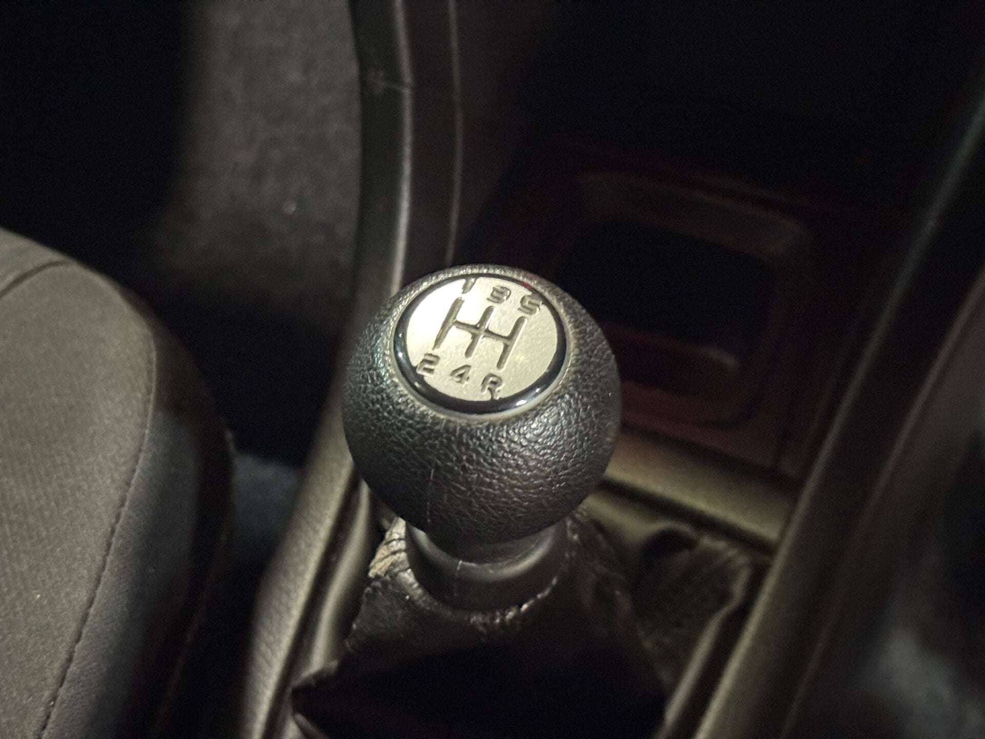 2016 SUZUKI SWIFT 2016 SUZUKI SWIFT