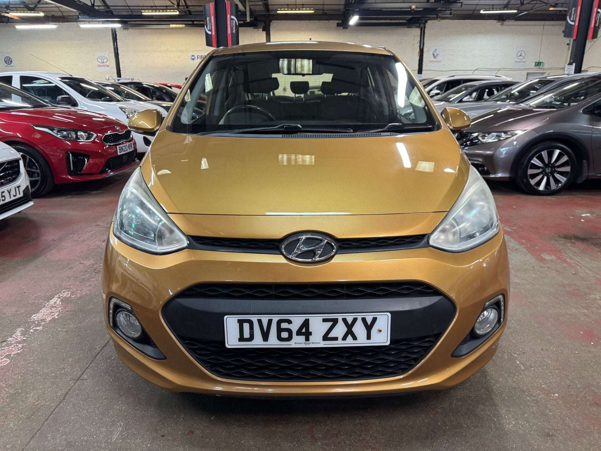 A 2014 HYUNDAI I10 PREMIUM A 2014 HYUNDAI I10 PREMIUM