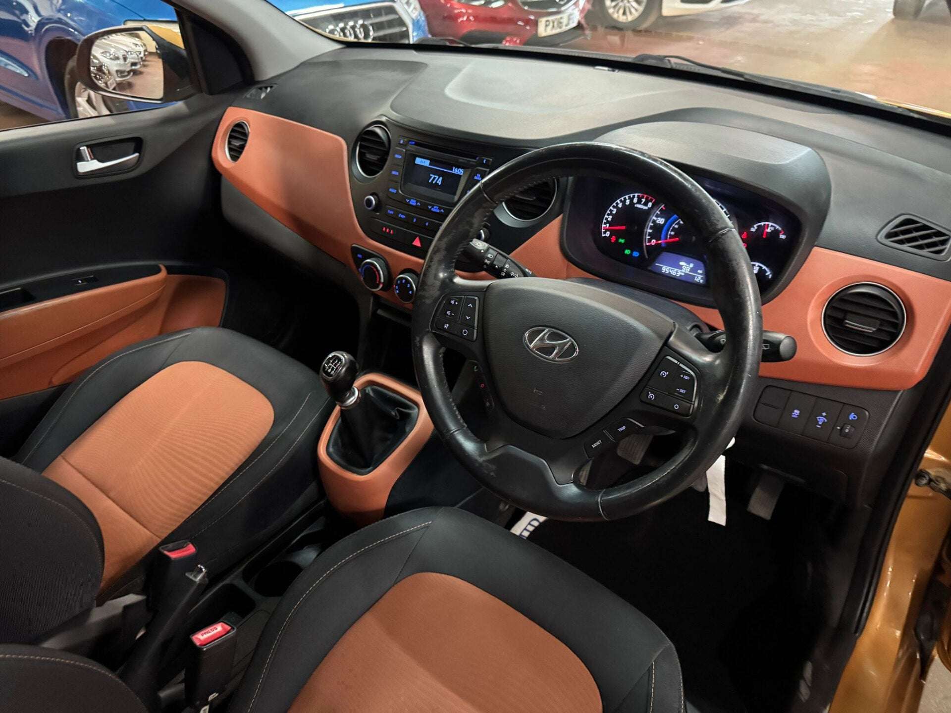 2014 HYUNDAI I10 2014 HYUNDAI I10