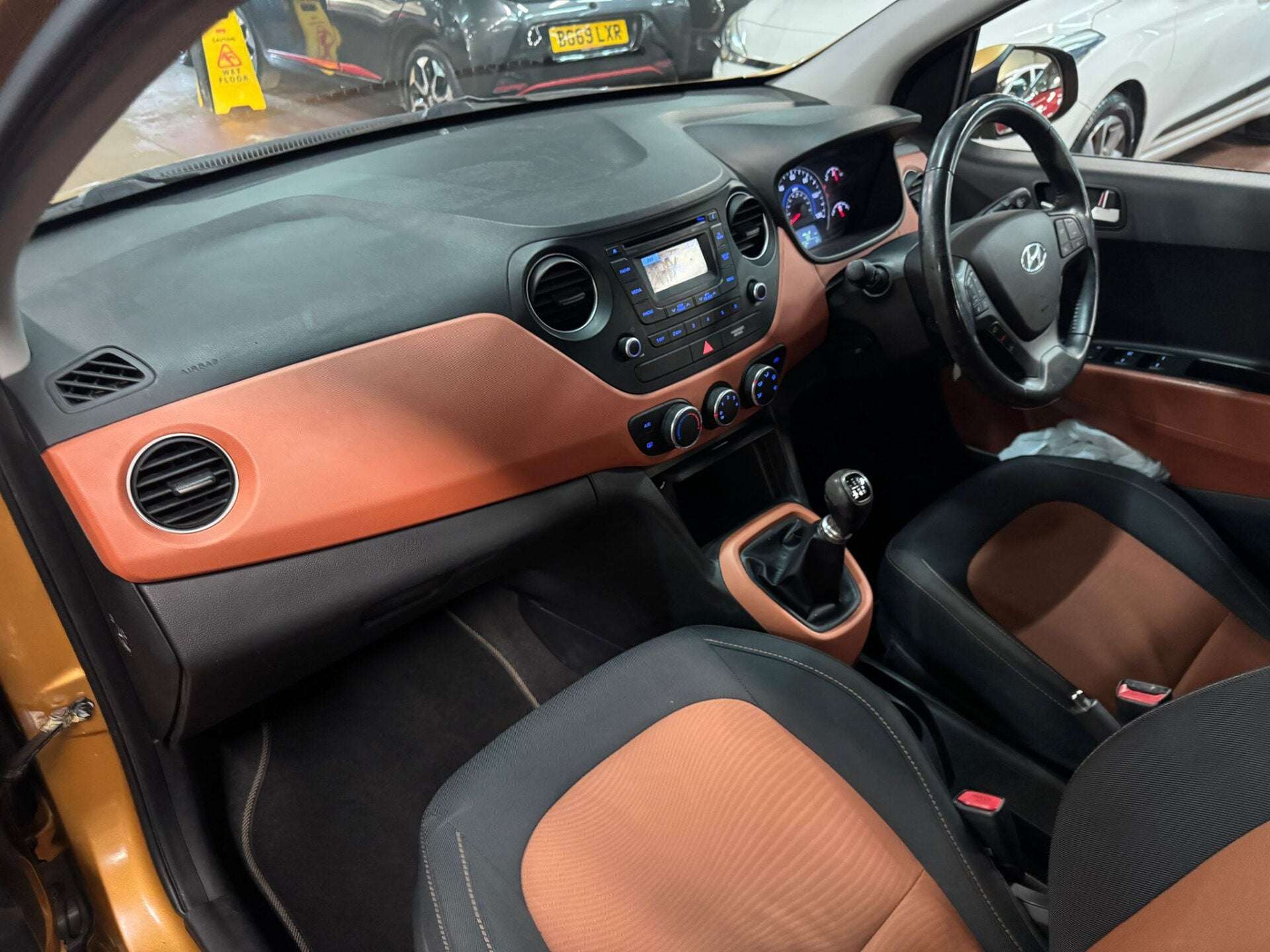 2014 HYUNDAI I10 2014 HYUNDAI I10