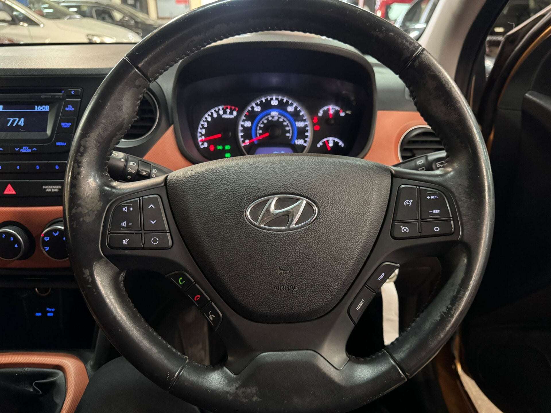 2014 HYUNDAI I10 2014 HYUNDAI I10
