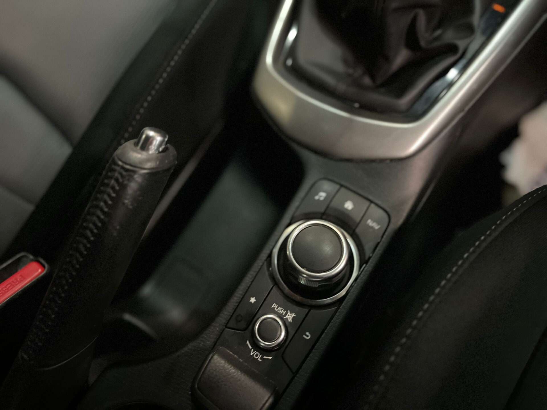 2018 MAZDA CX-3 2018 MAZDA CX-3