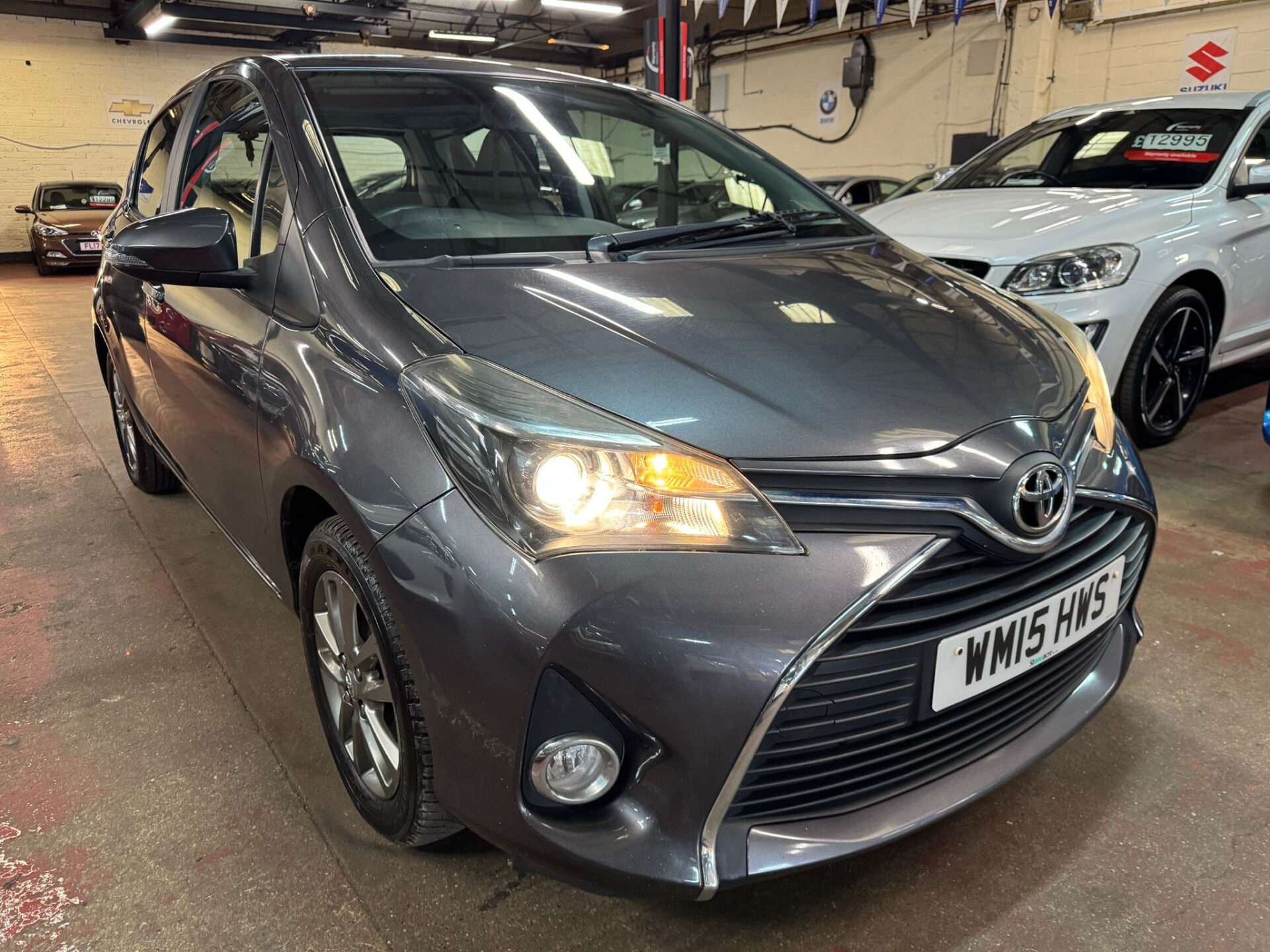 A 2015 TOYOTA YARIS VVT-I ICON A 2015 TOYOTA YARIS VVT-I ICON