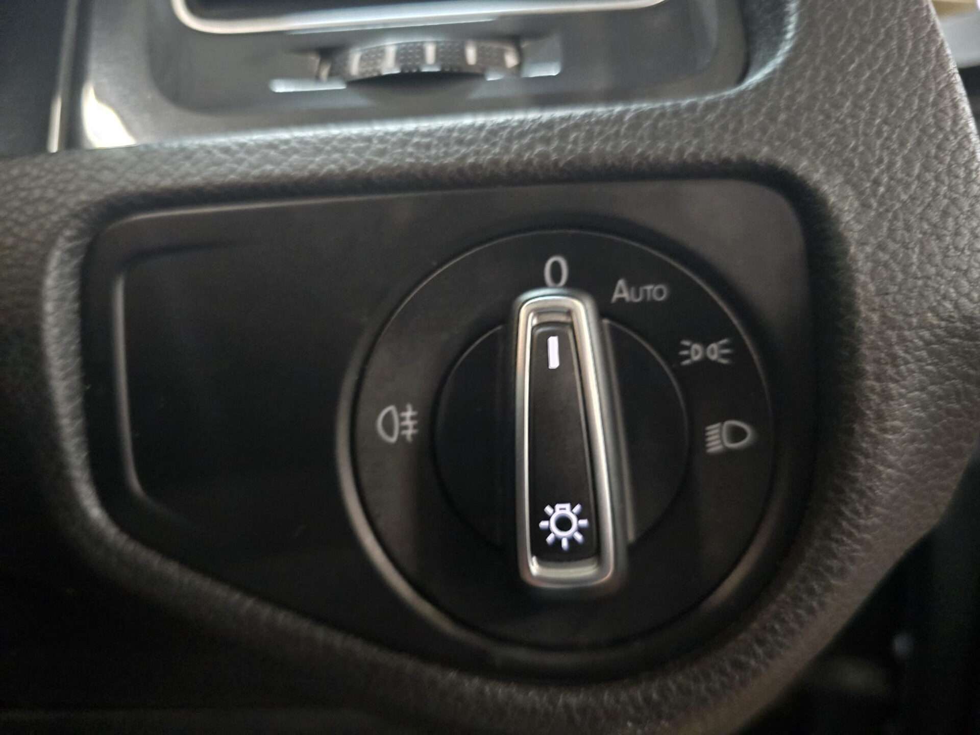 2018 VOLKSWAGEN GOLF 2018 VOLKSWAGEN GOLF