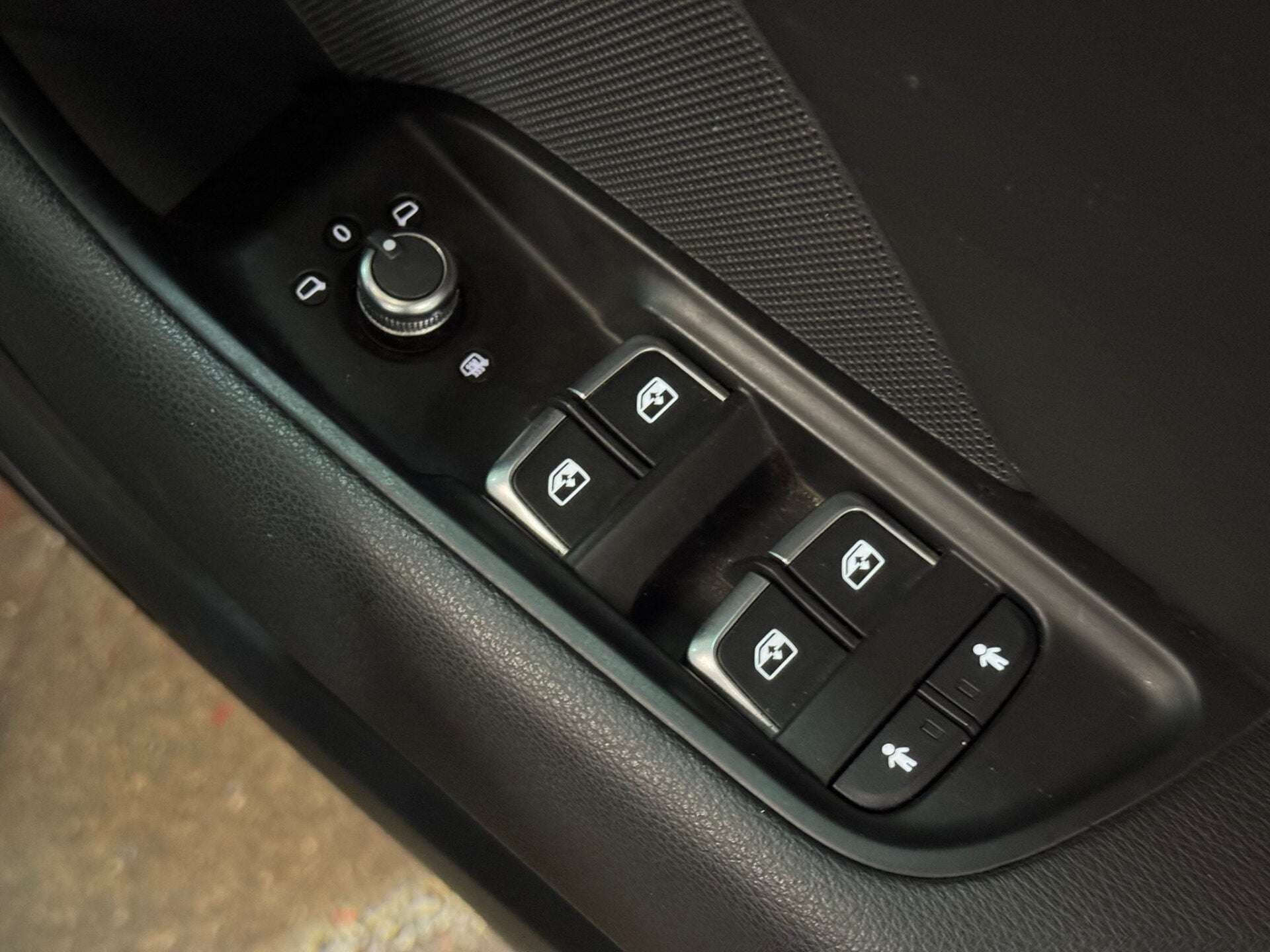 2016 AUDI A3 2016 AUDI A3