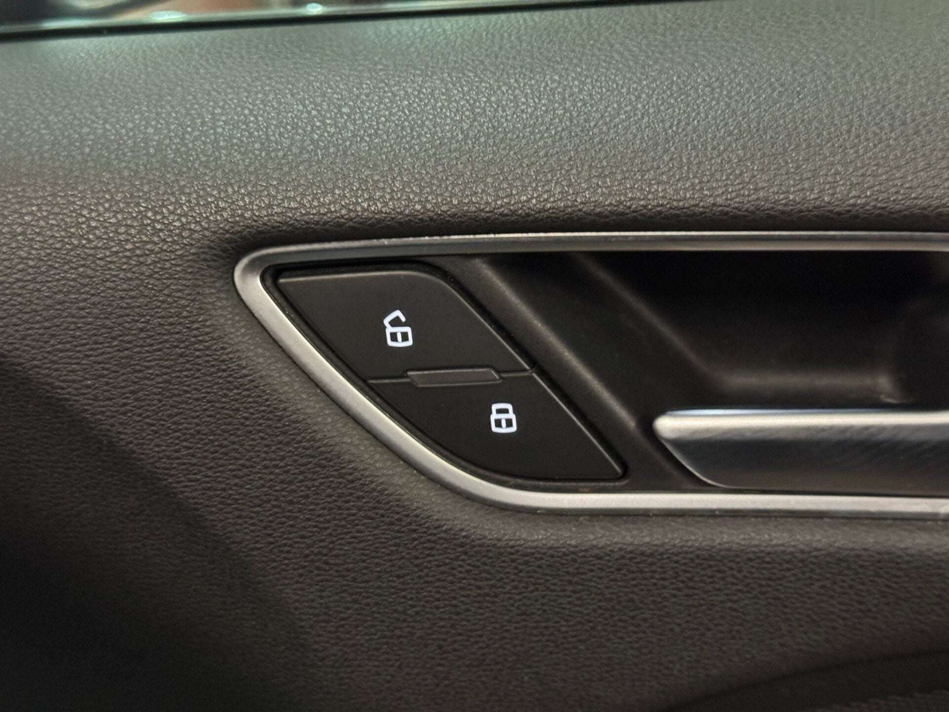 2016 AUDI A3 2016 AUDI A3