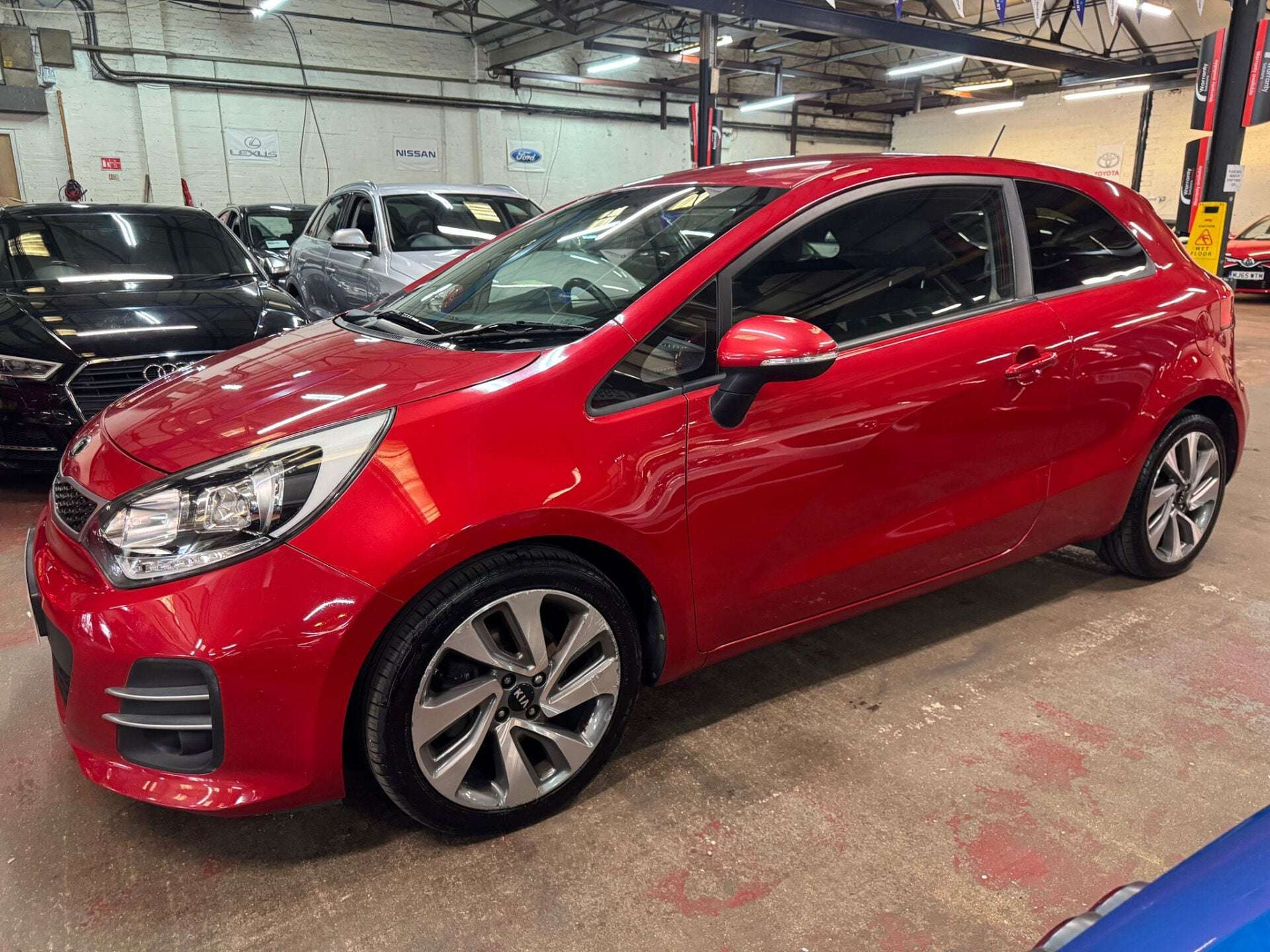 A 2016 KIA RIO 3 ISG A 2016 KIA RIO 3 ISG