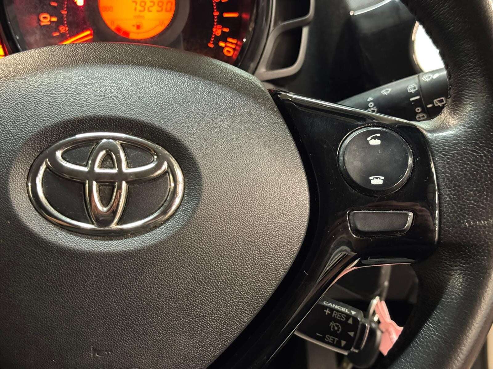 2016 TOYOTA AYGO 2016 TOYOTA AYGO