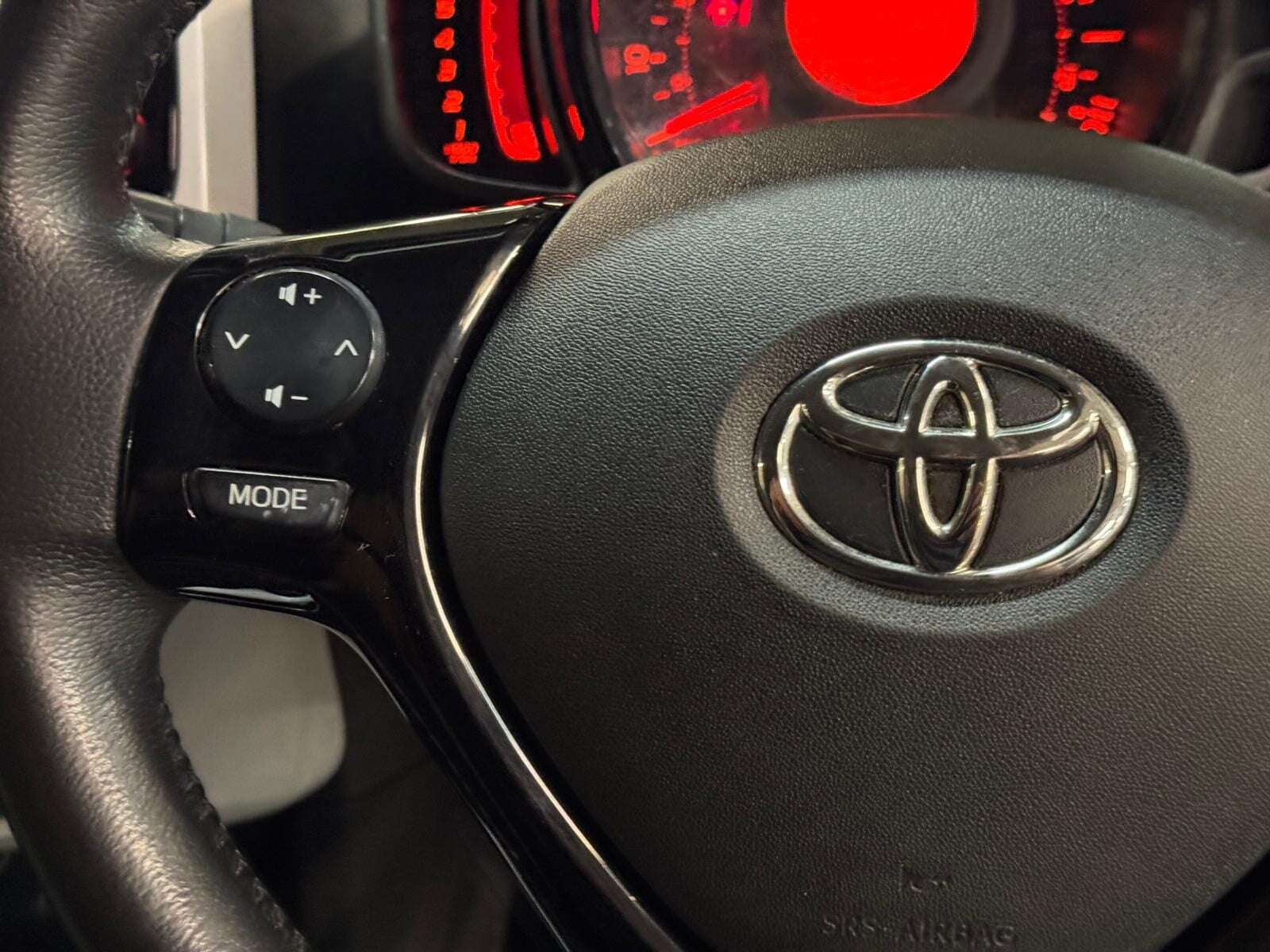 2016 TOYOTA AYGO 2016 TOYOTA AYGO