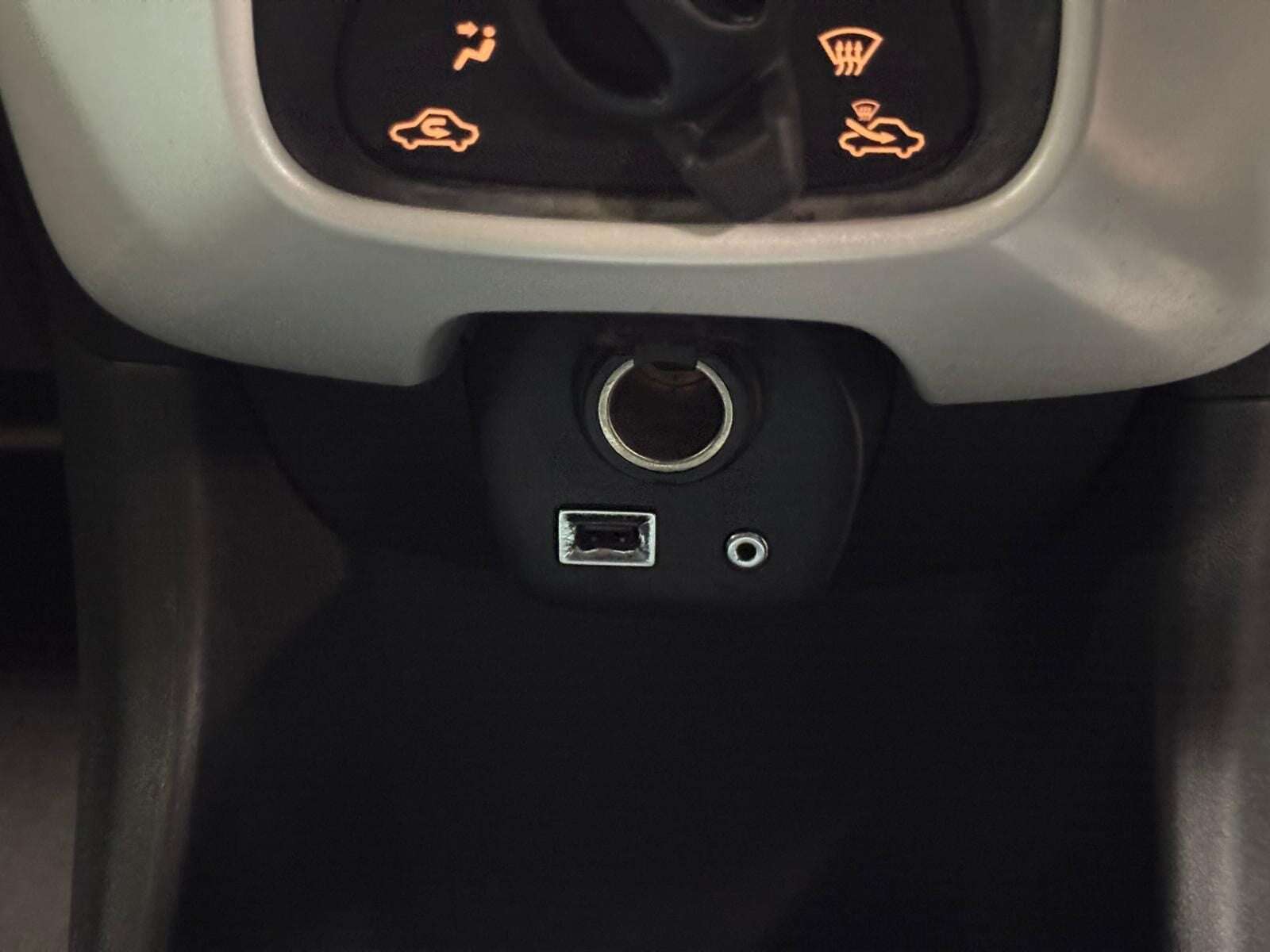 2016 TOYOTA AYGO 2016 TOYOTA AYGO
