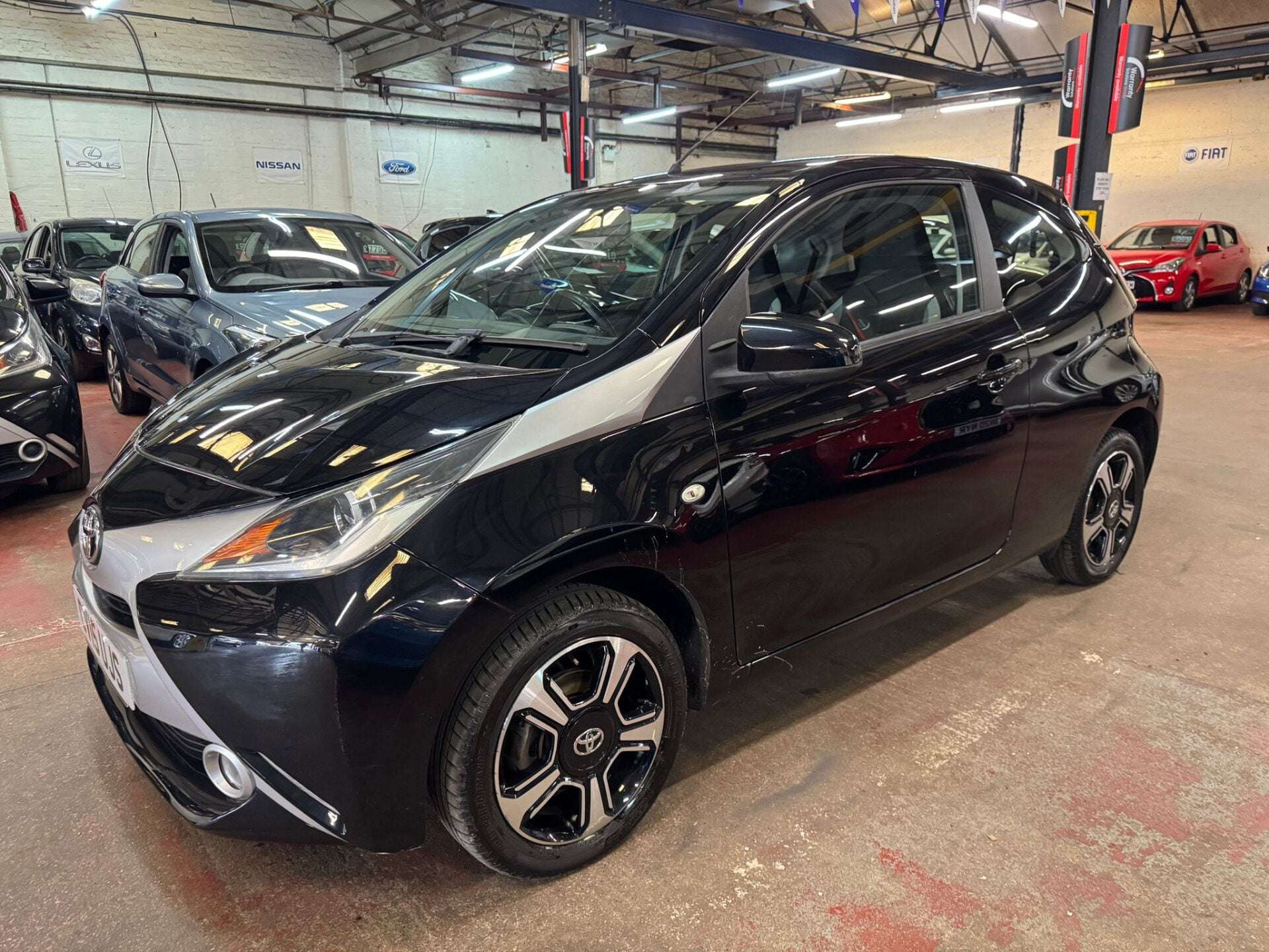A 2015 TOYOTA AYGO VVT-I X-CLUSIV A 2015 TOYOTA AYGO VVT-I X-CLUSIV