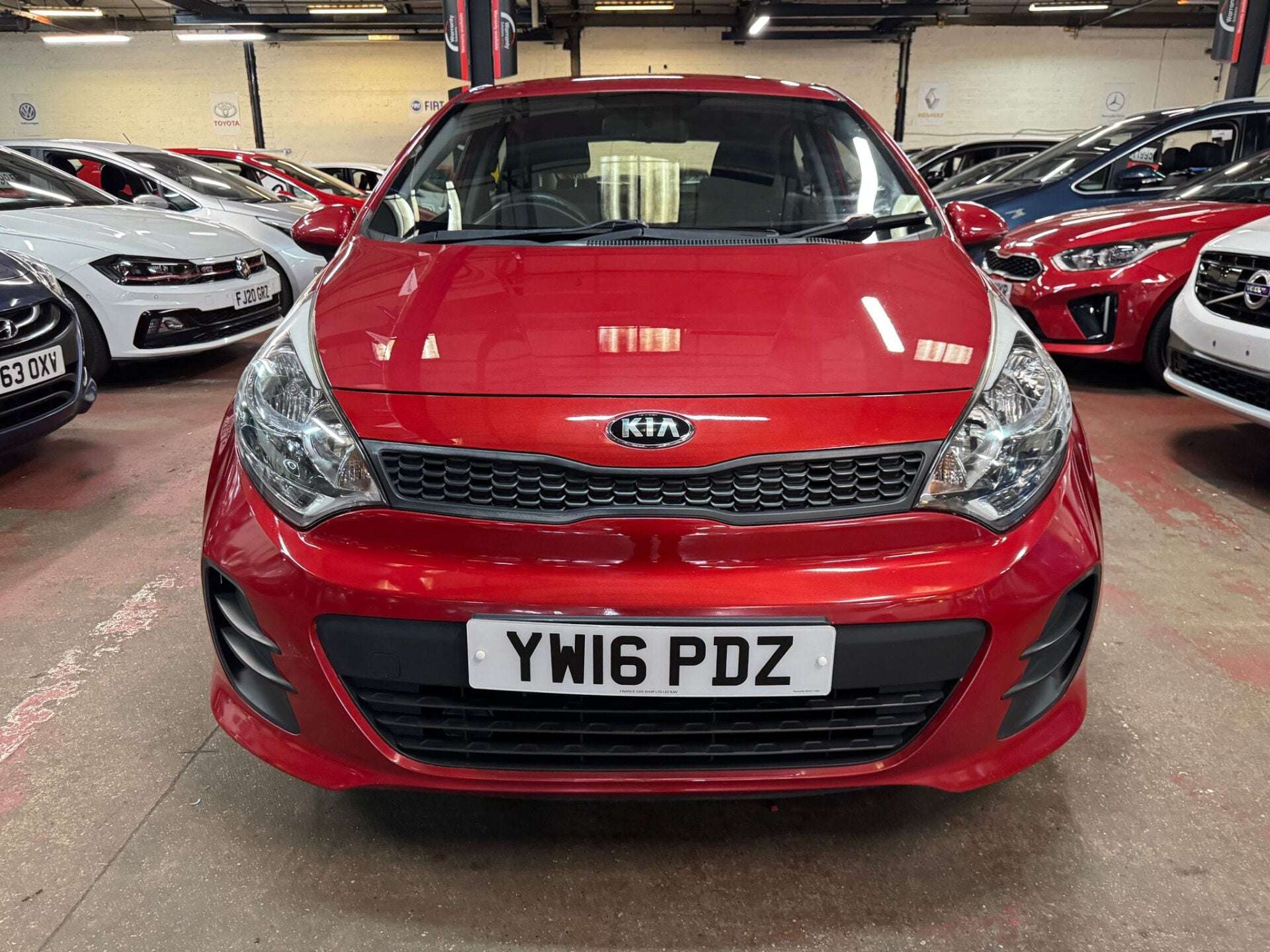 A 2016 KIA RIO 1 A 2016 KIA RIO 1
