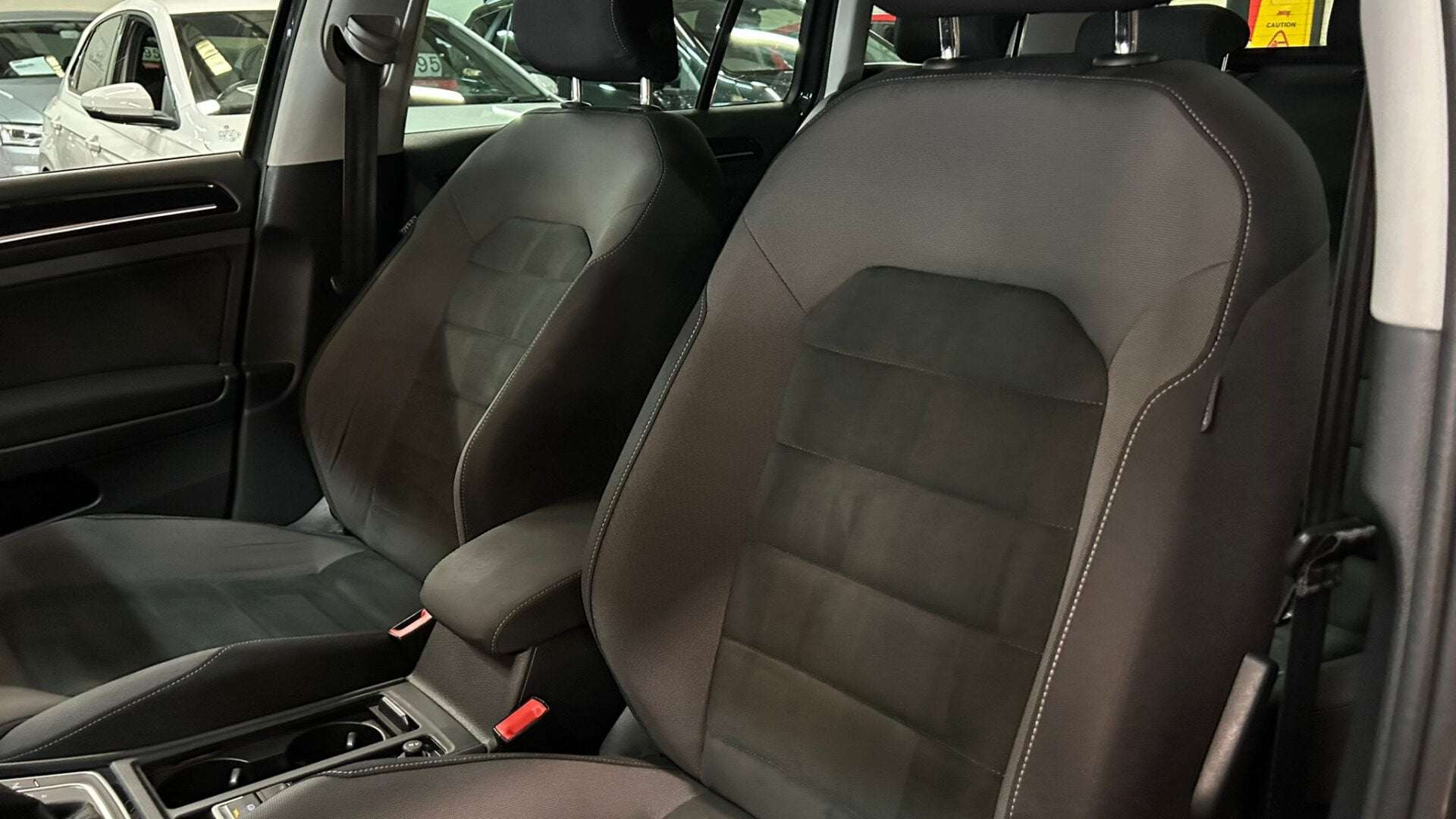 2019 VOLKSWAGEN GOLF 2019 VOLKSWAGEN GOLF