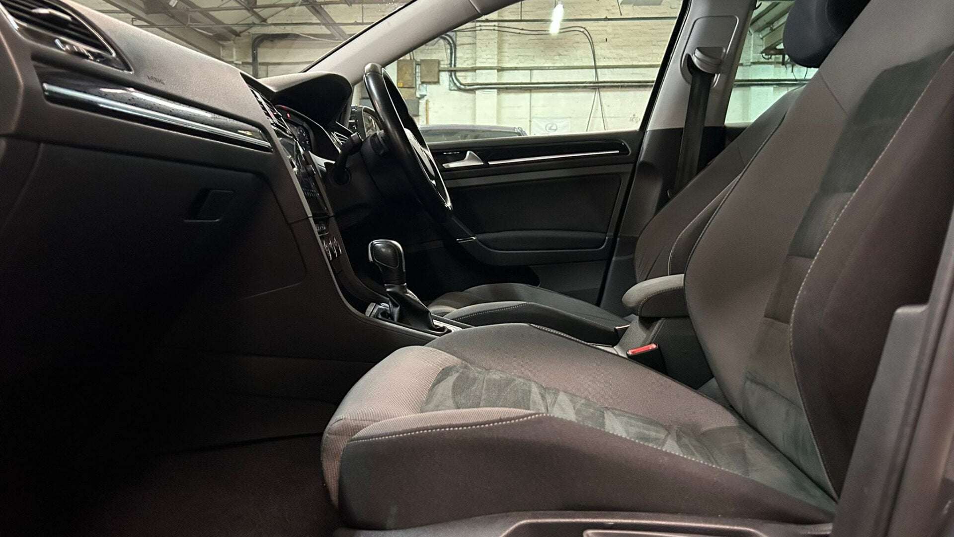 2019 VOLKSWAGEN GOLF 2019 VOLKSWAGEN GOLF