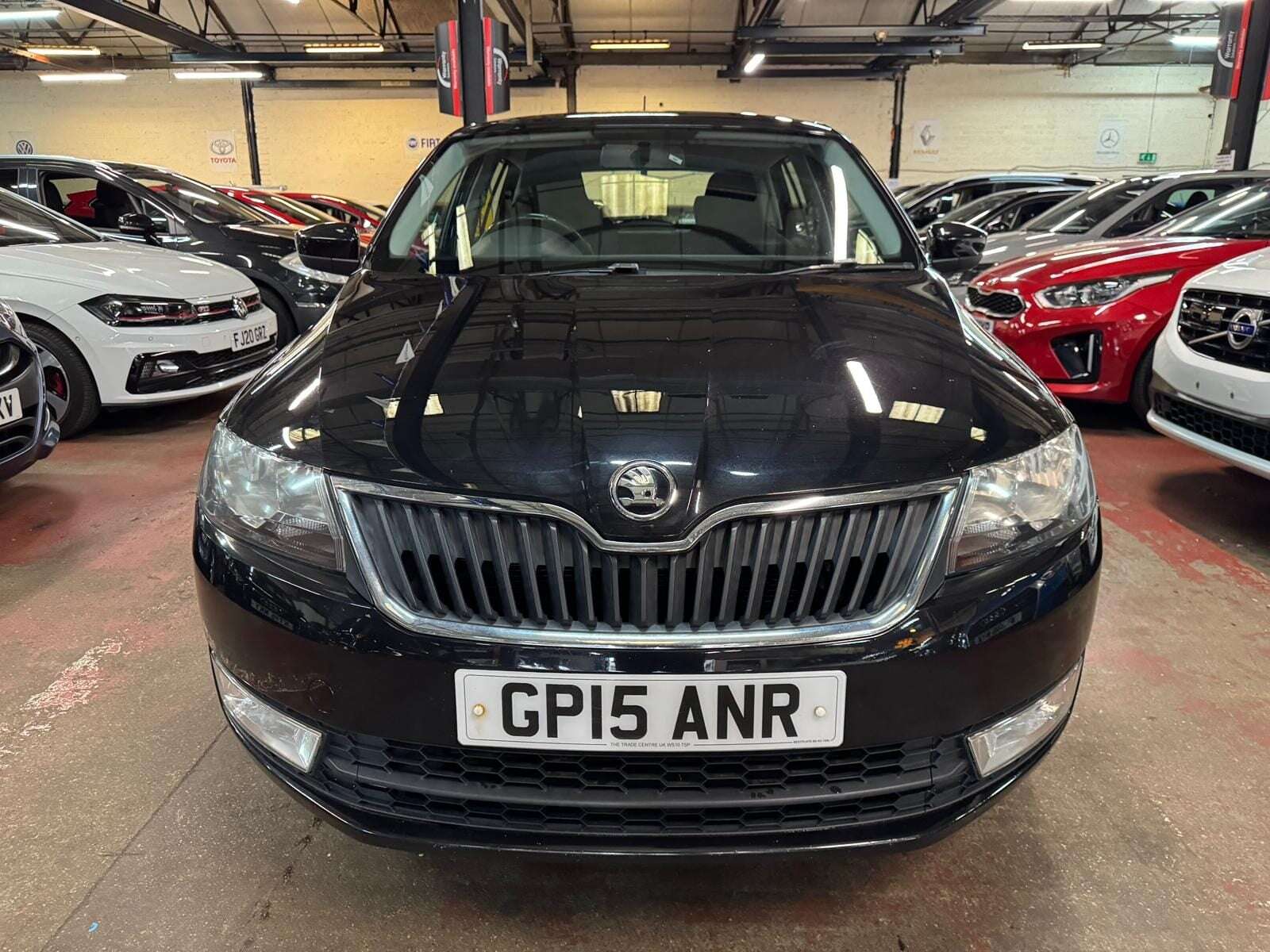 A 2015 SKODA RAPID SPACEBACK SE TECH GREENTECH TSI A 2015 SKODA RAPID SPACEBACK SE TECH GREENTECH TSI