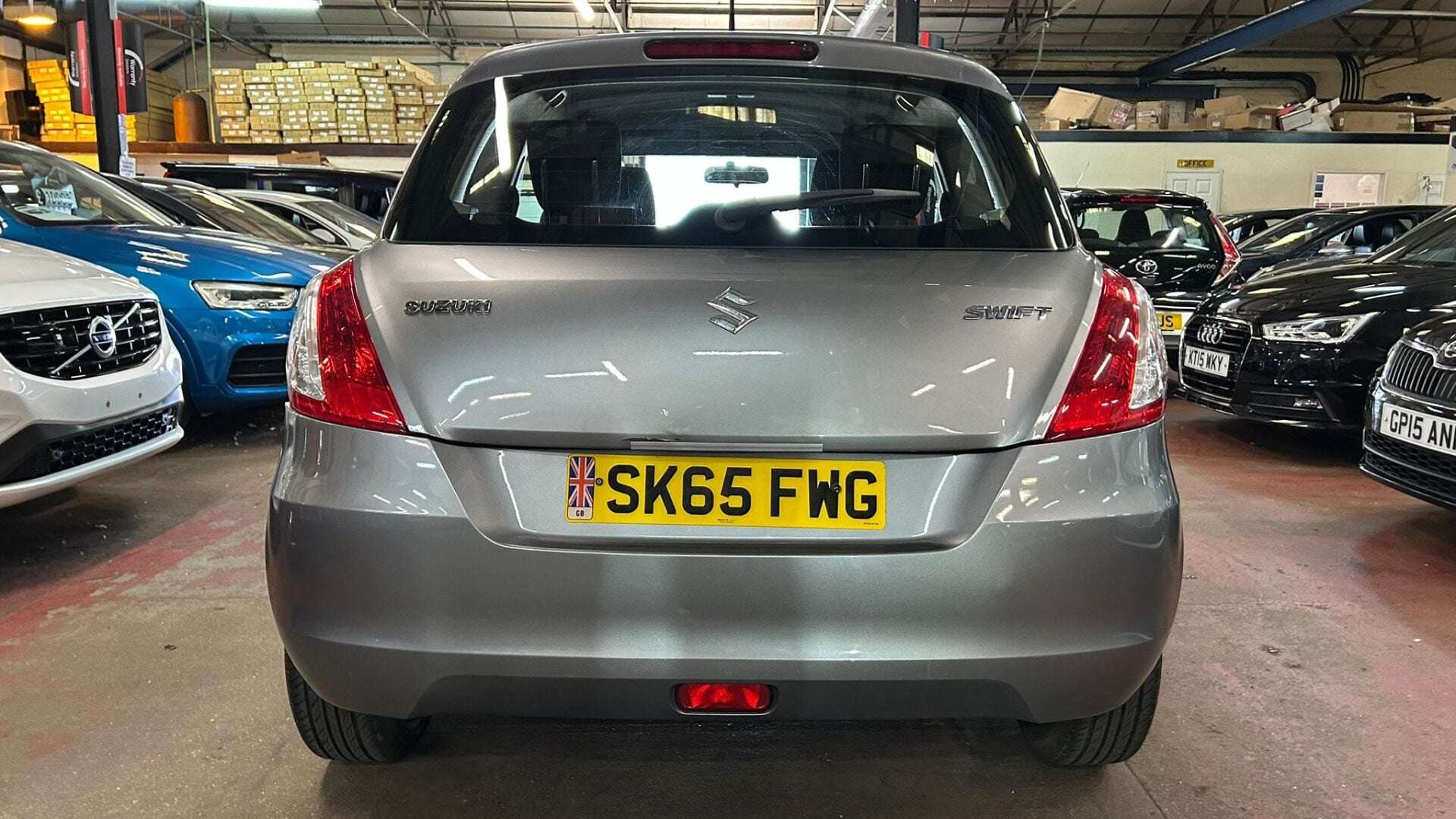 2015 SUZUKI SWIFT 2015 SUZUKI SWIFT