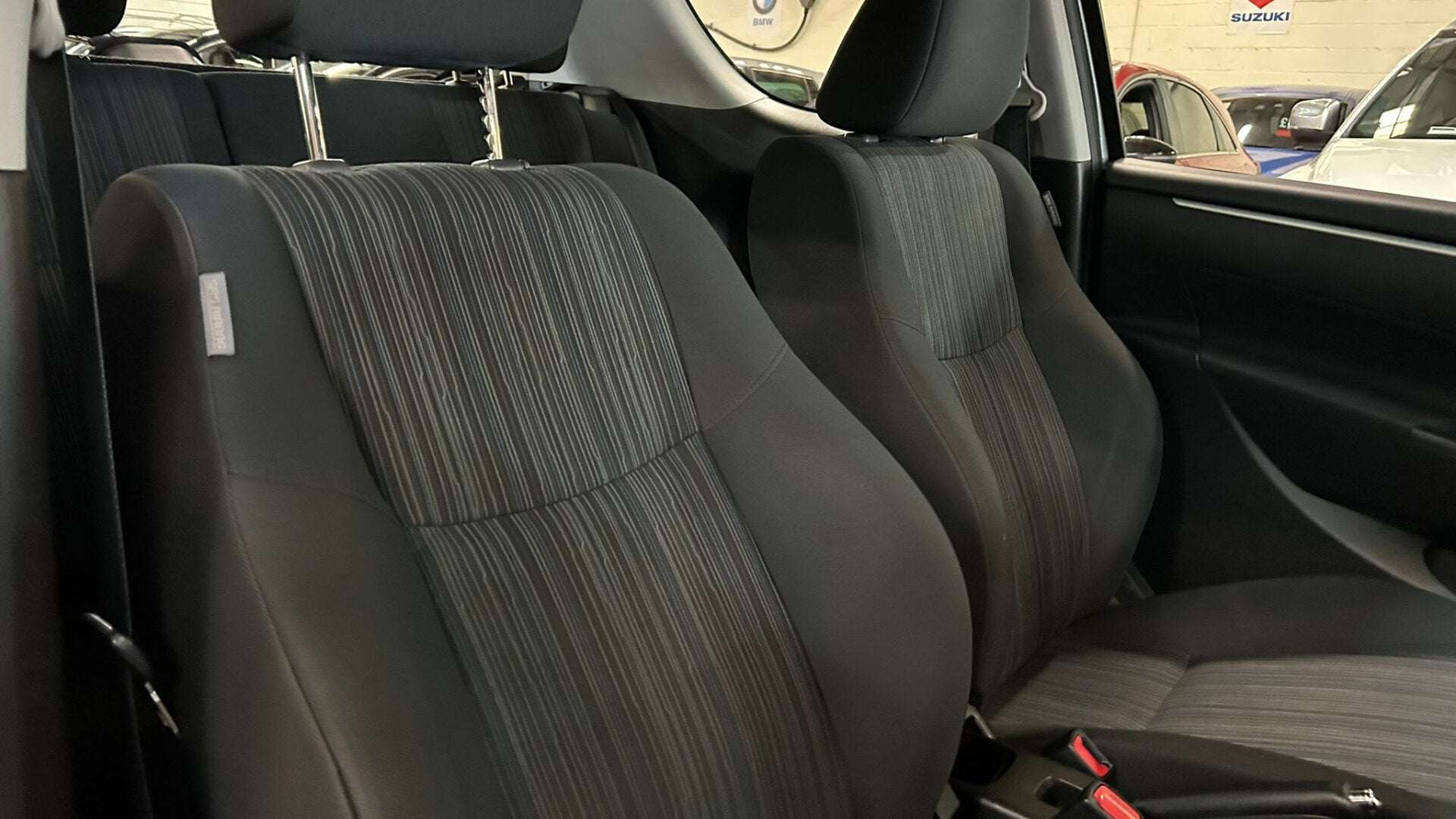 2015 SUZUKI SWIFT 2015 SUZUKI SWIFT