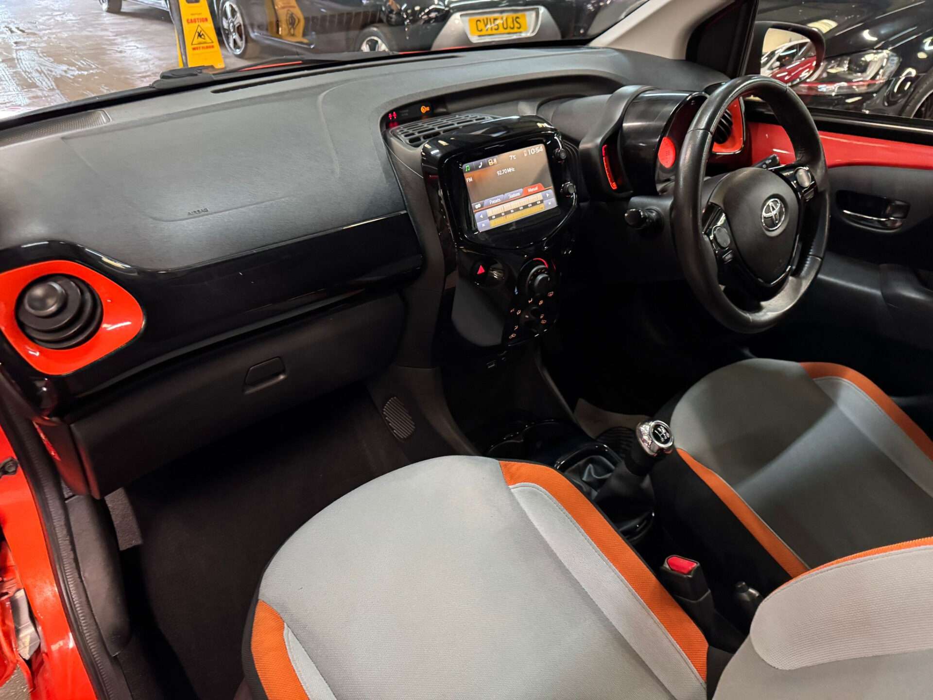 2015 TOYOTA AYGO 2015 TOYOTA AYGO