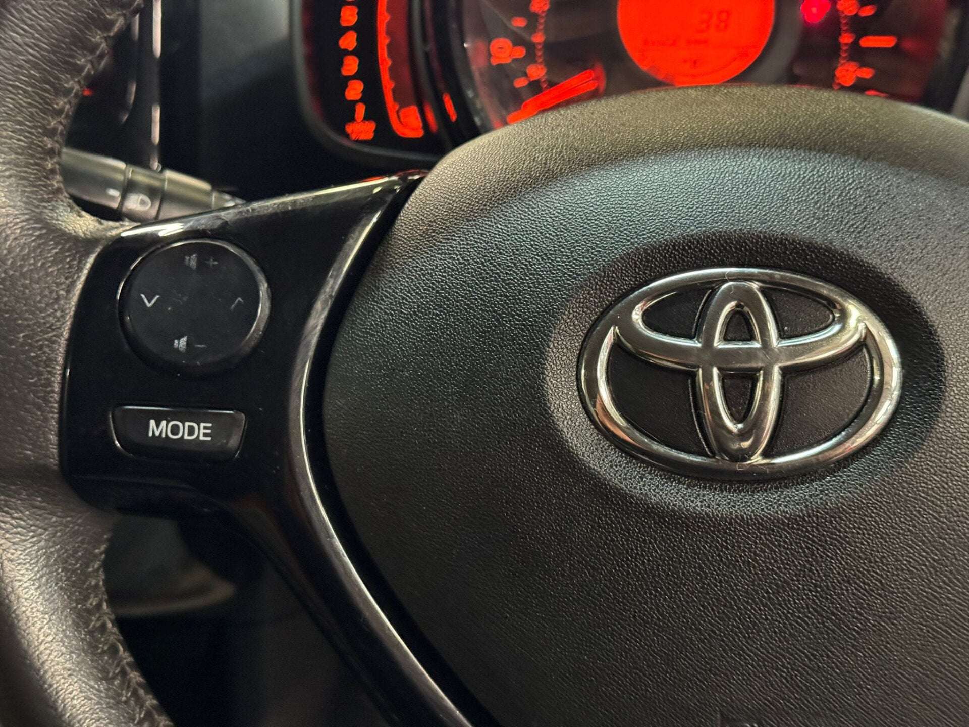 2015 TOYOTA AYGO 2015 TOYOTA AYGO