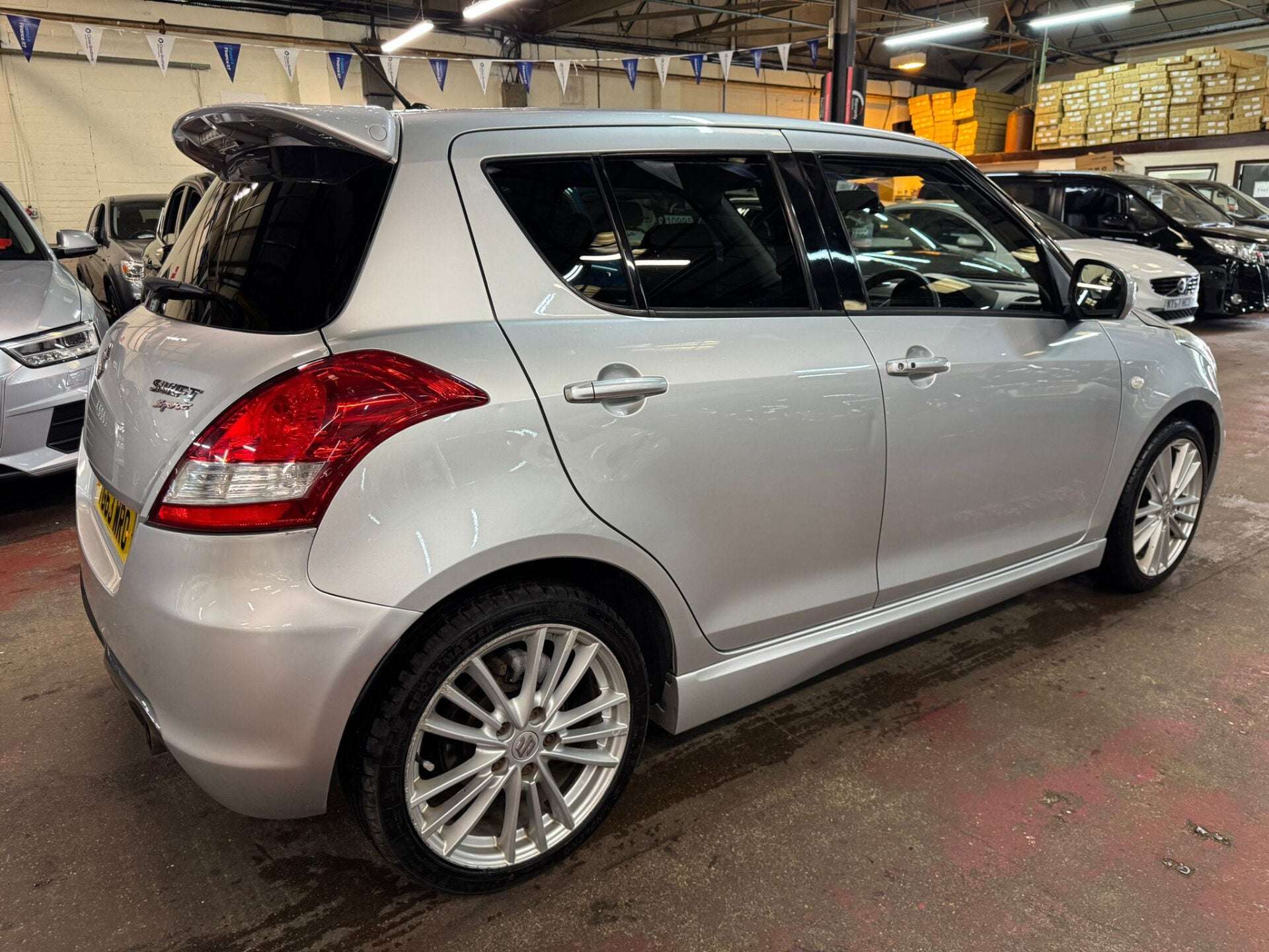 2013 SUZUKI SWIFT 2013 SUZUKI SWIFT