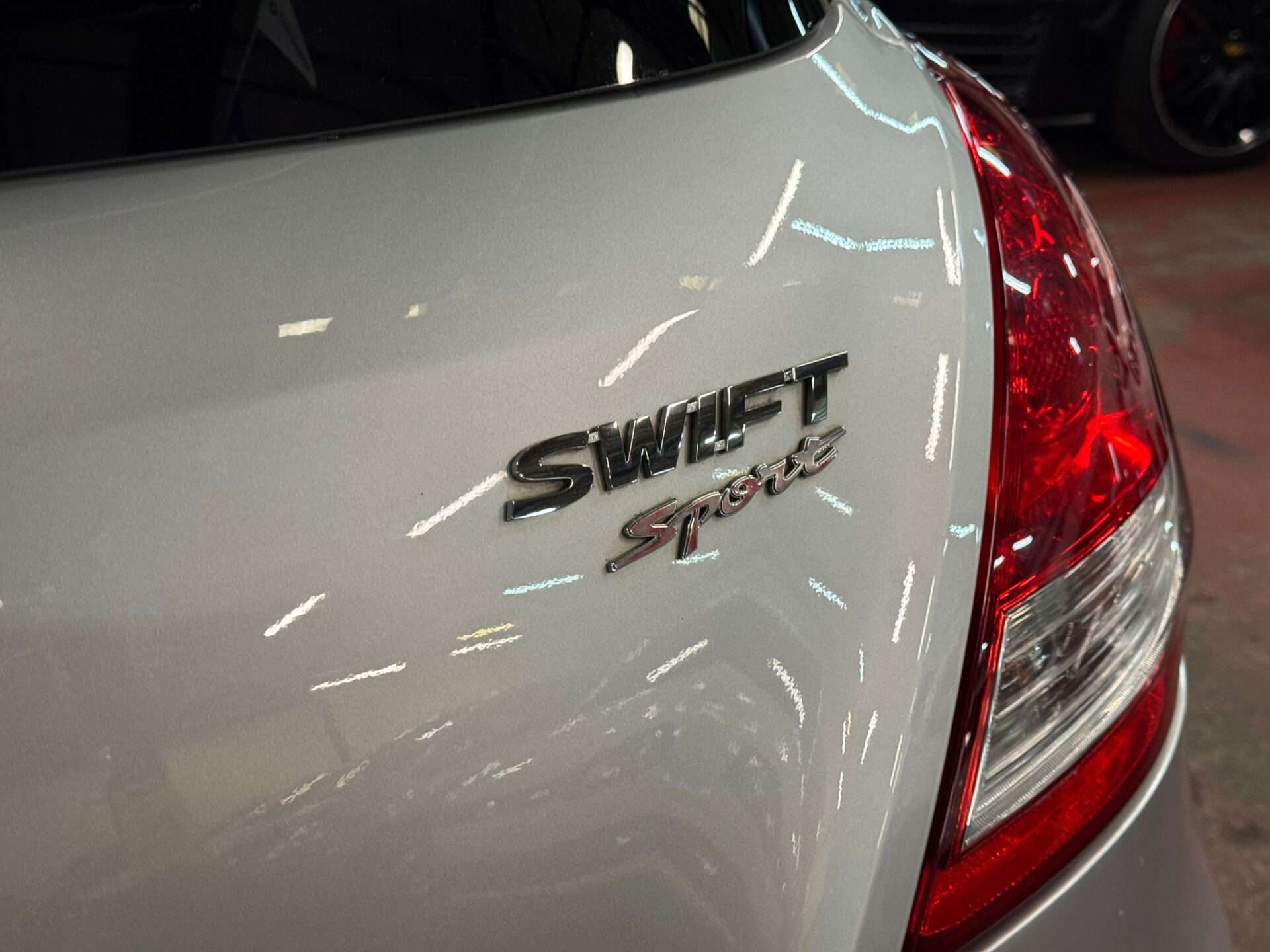 2013 SUZUKI SWIFT 2013 SUZUKI SWIFT