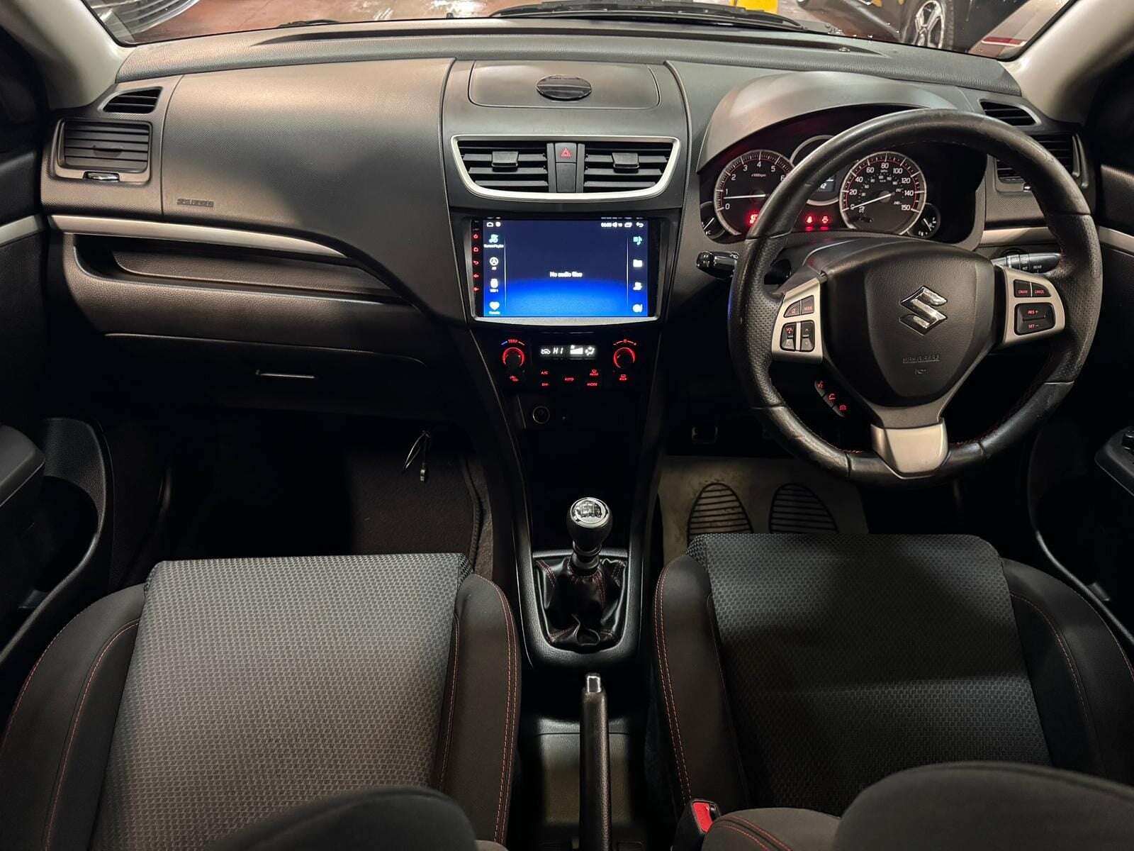 2013 SUZUKI SWIFT 2013 SUZUKI SWIFT
