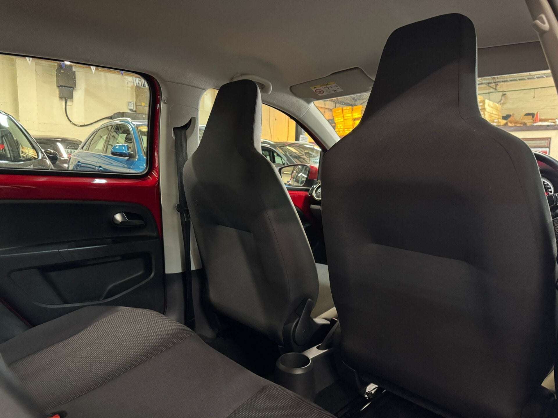 2016 VOLKSWAGEN UP 2016 VOLKSWAGEN UP