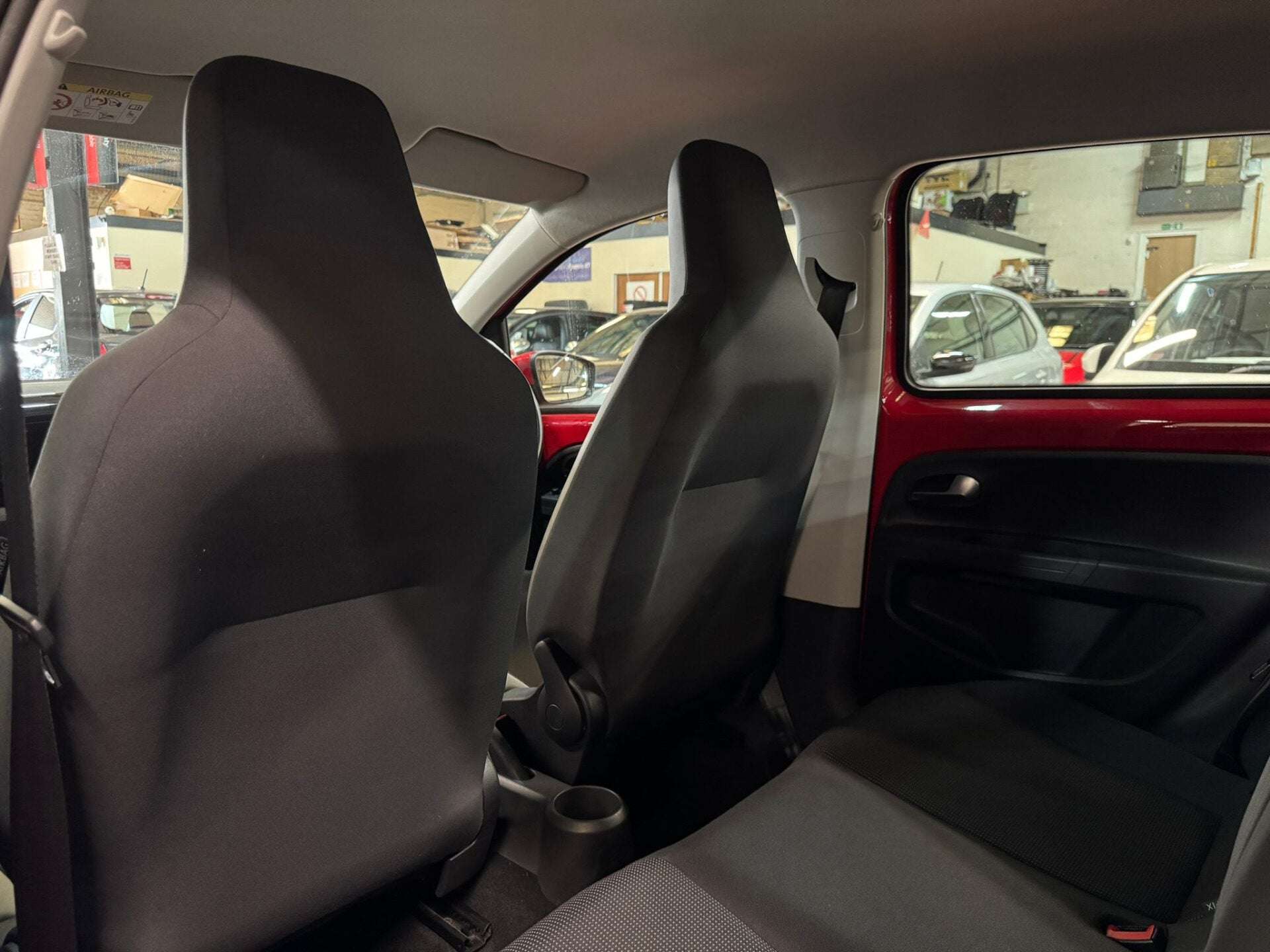 2016 VOLKSWAGEN UP 2016 VOLKSWAGEN UP