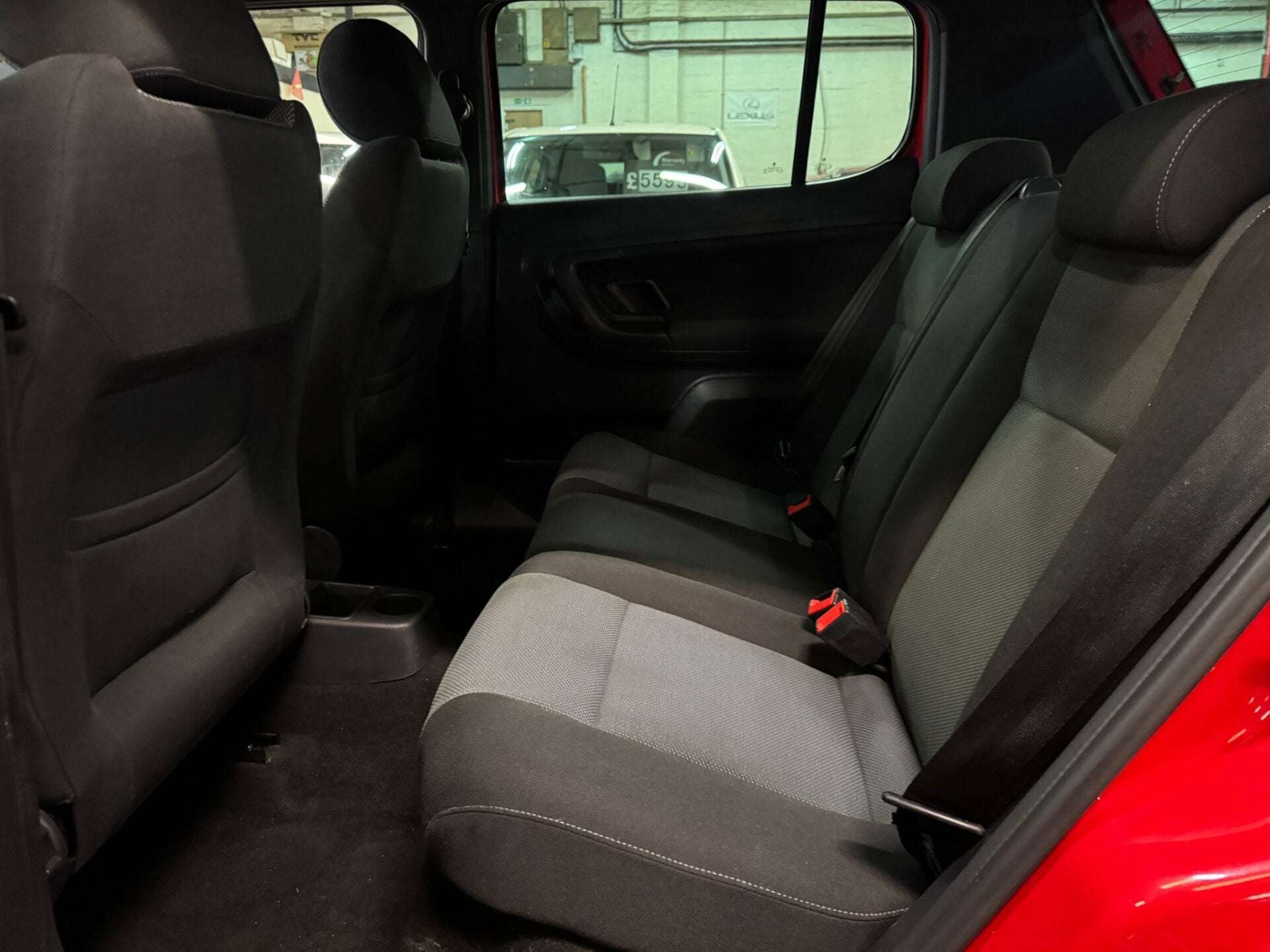 2013 SKODA FABIA 2013 SKODA FABIA