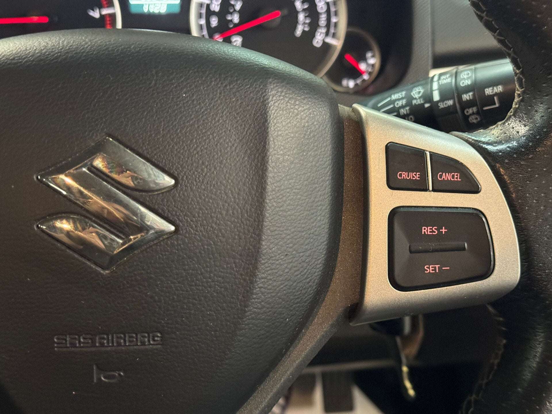 2016 SUZUKI SWIFT 2016 SUZUKI SWIFT