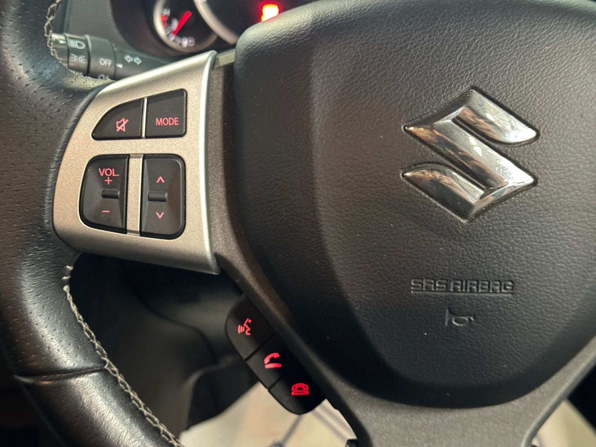 2016 SUZUKI SWIFT 2016 SUZUKI SWIFT