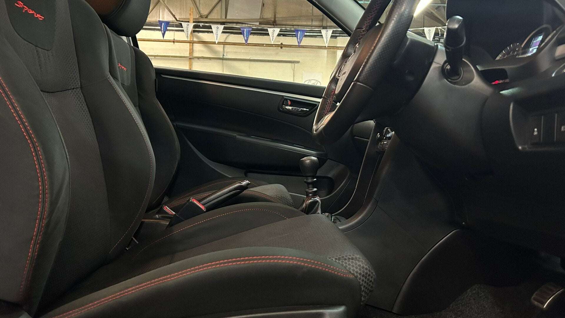 2015 SUZUKI SWIFT 2015 SUZUKI SWIFT