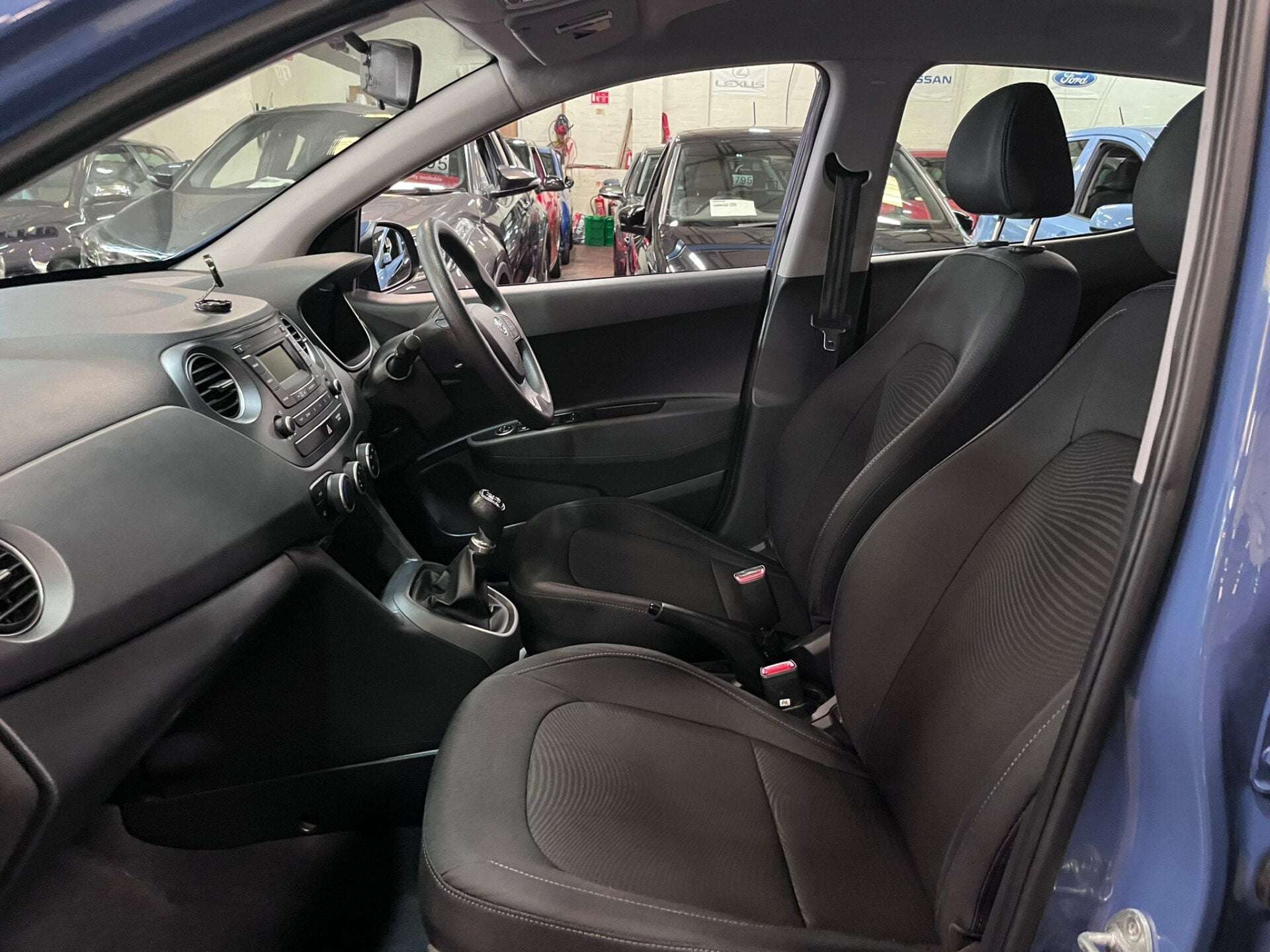 2017 HYUNDAI I10 2017 HYUNDAI I10