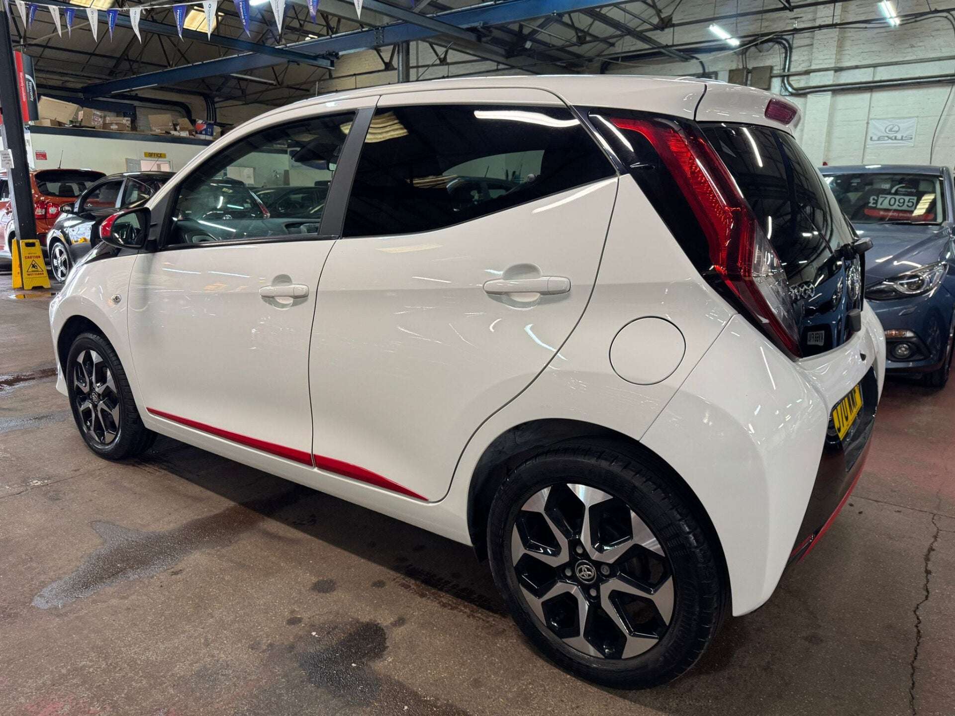2020 TOYOTA AYGO 2020 TOYOTA AYGO