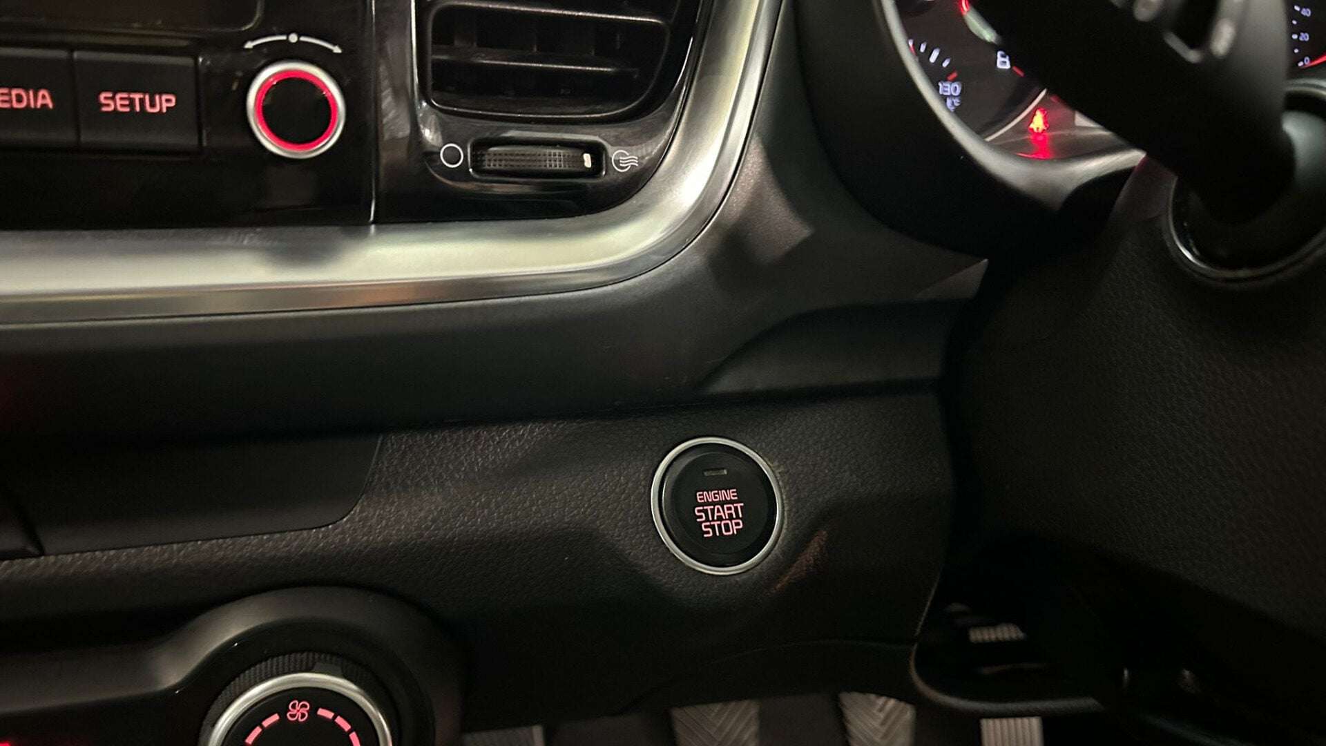 2023 KIA STONIC 2023 KIA STONIC