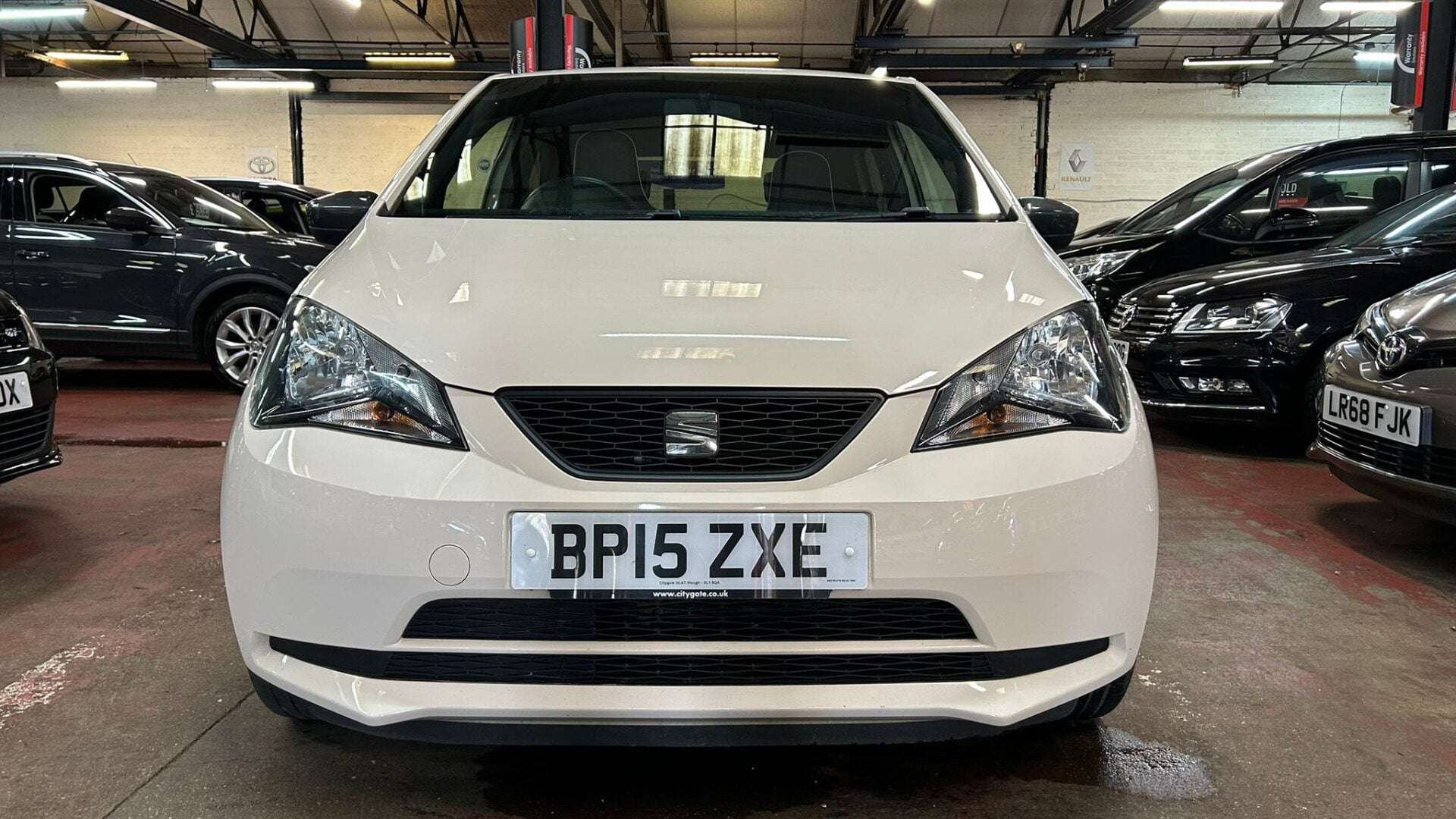 A 2015 SEAT MII MII BY MANGO A 2015 SEAT MII MII BY MANGO