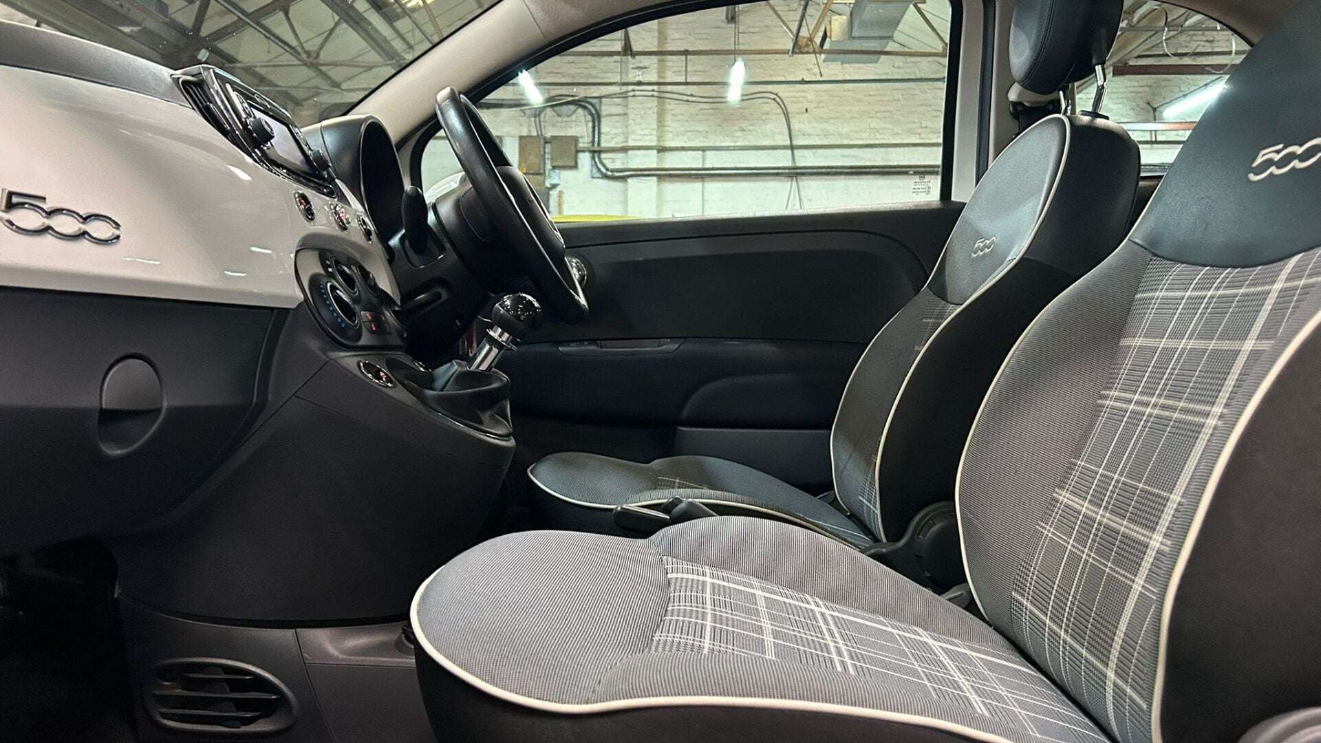 2016 FIAT 500 2016 FIAT 500