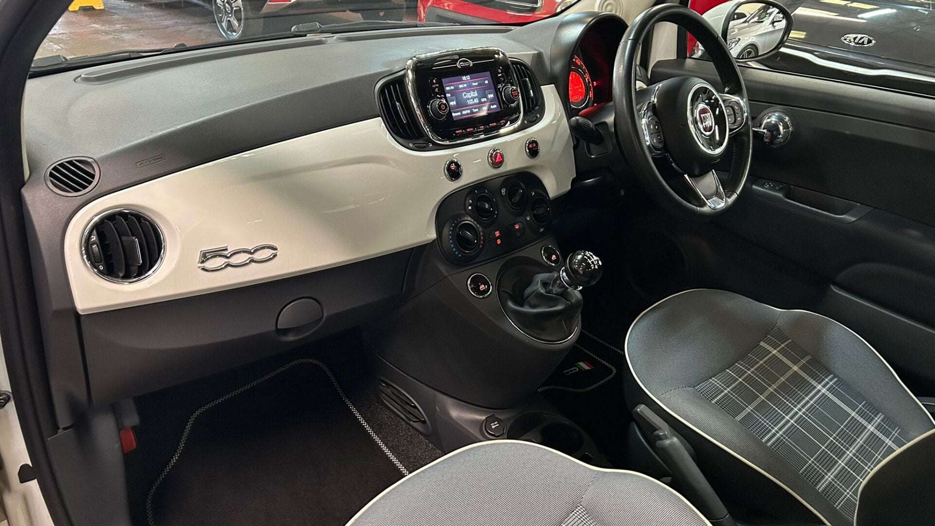 2016 FIAT 500 2016 FIAT 500